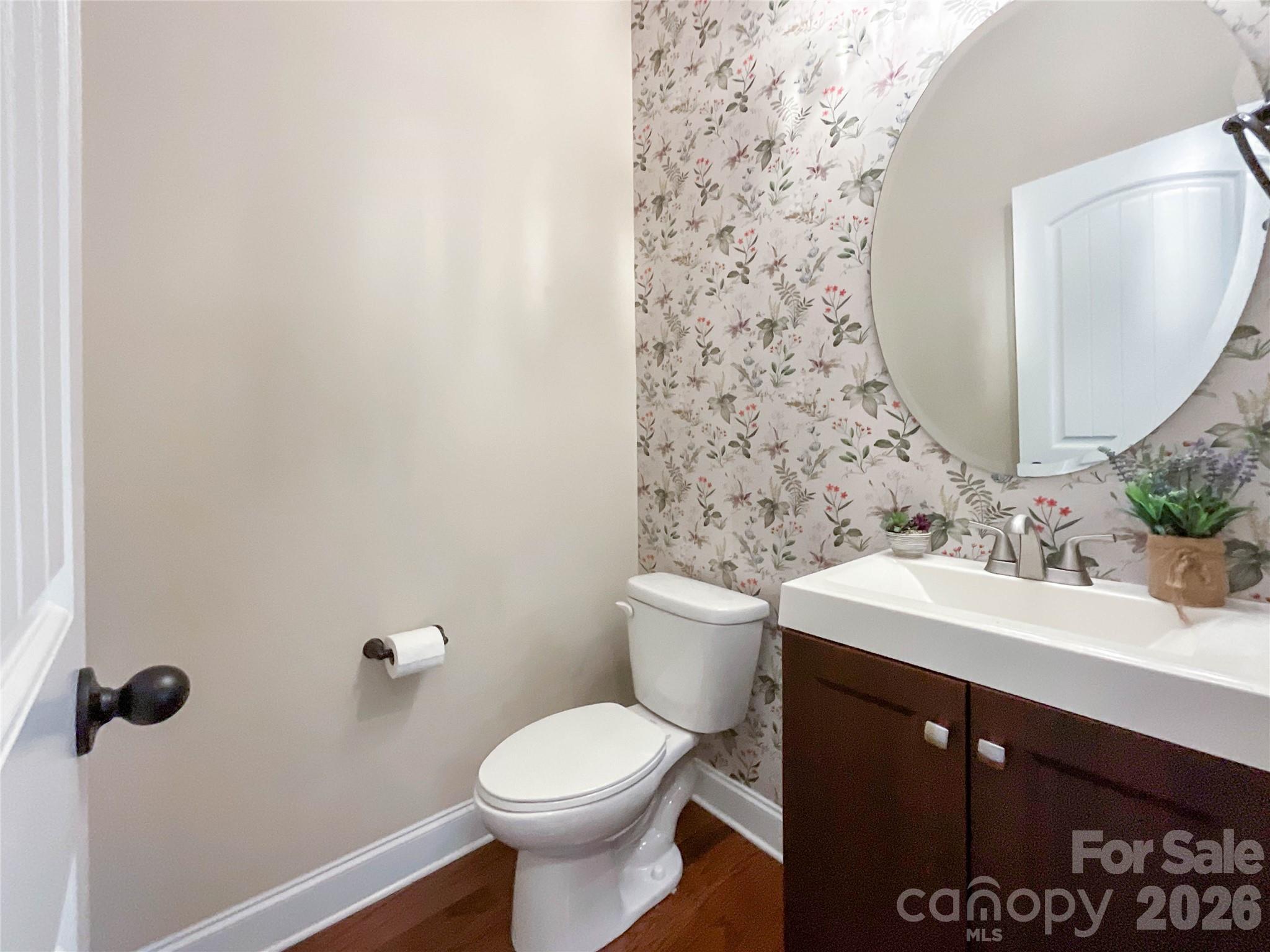Single Family Residence at 7527 Snowbird Court, Mint Hill, photo 12 of 45