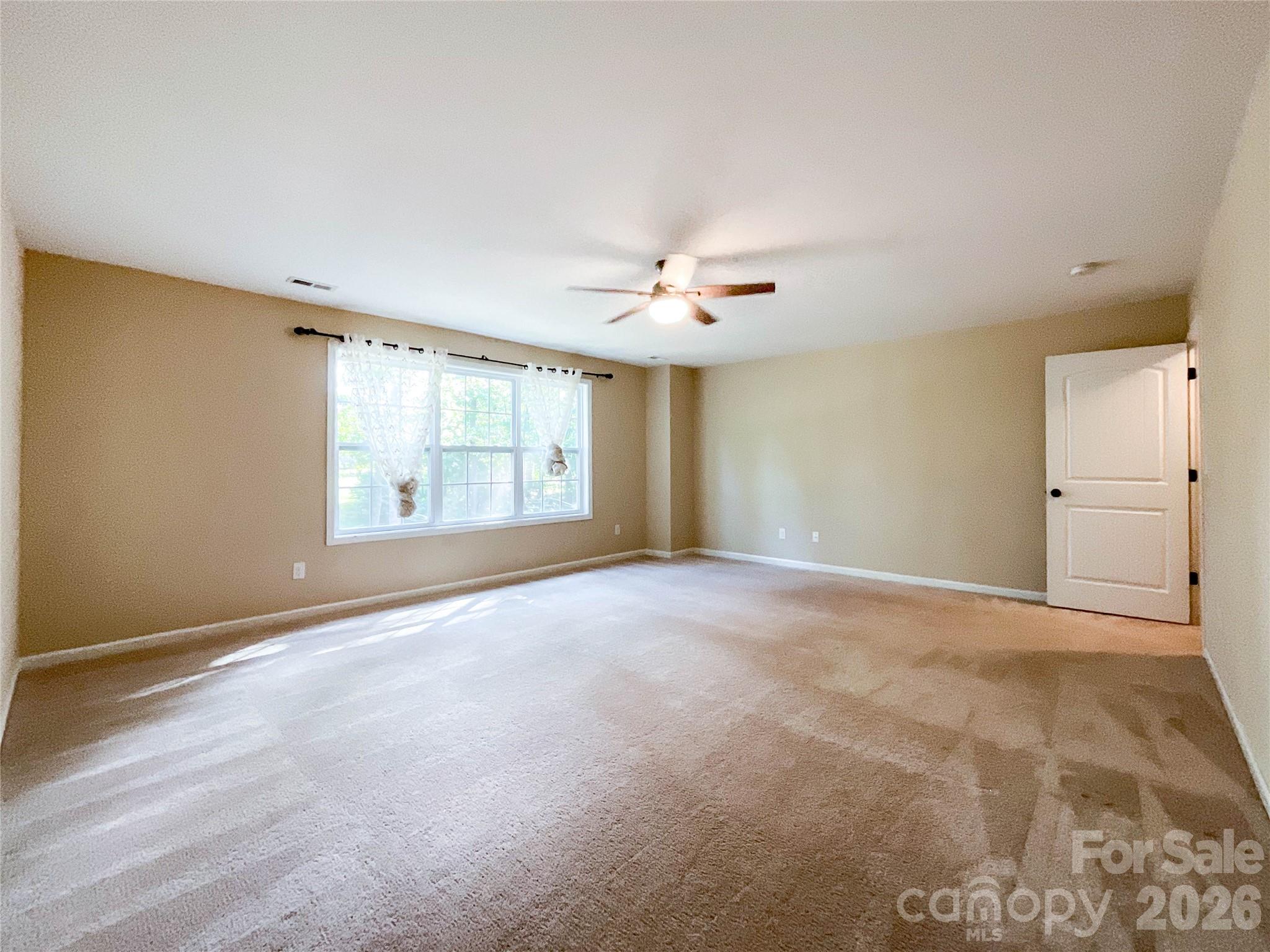 Single Family Residence at 7527 Snowbird Court, Mint Hill, photo 21 of 45