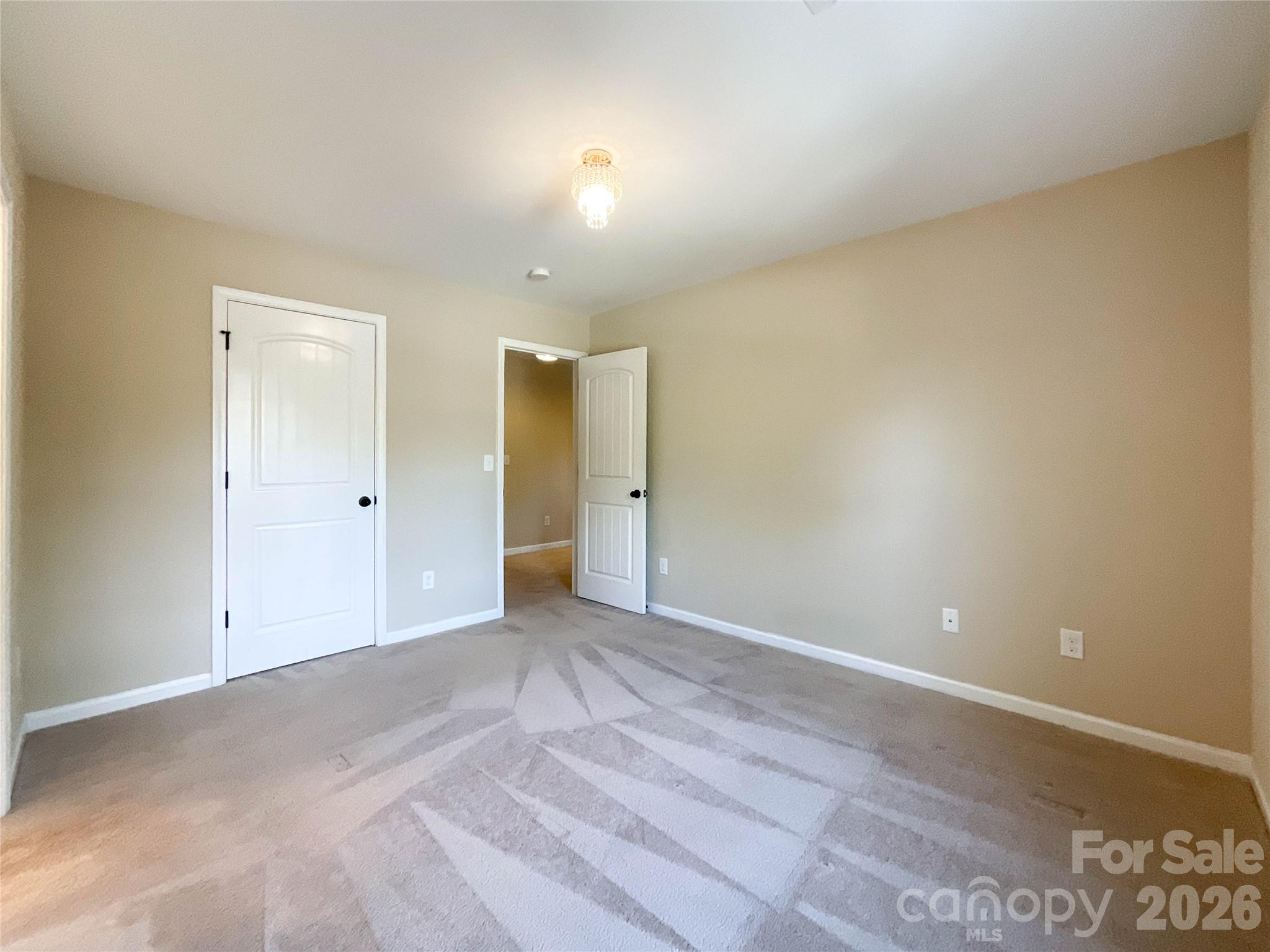 Single Family Residence at 7527 Snowbird Court, Mint Hill, photo 27 of 45