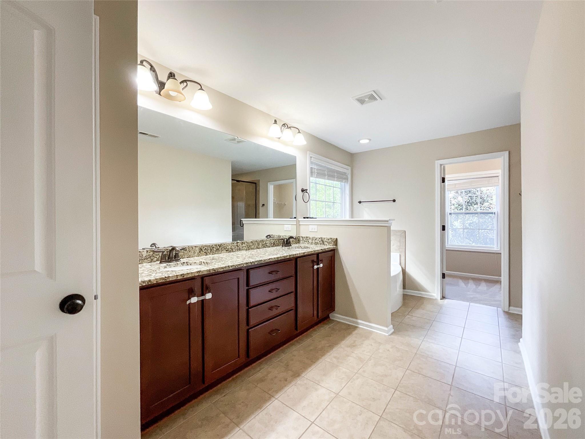 Single Family Residence at 7527 Snowbird Court, Mint Hill, photo 34 of 45
