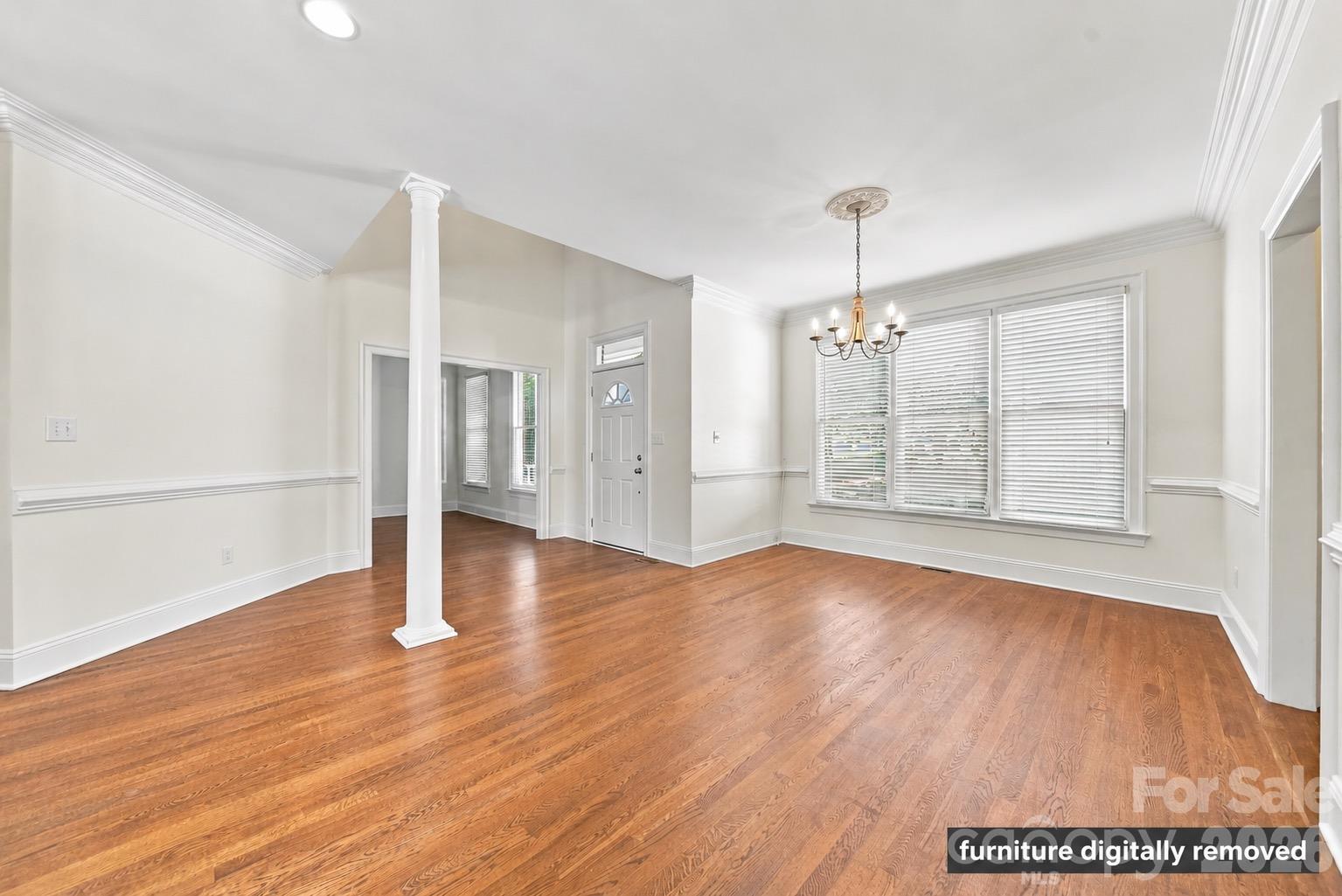 Single Family Residence at 5539 Sunstar Court, Charlotte, photo 8 of 47