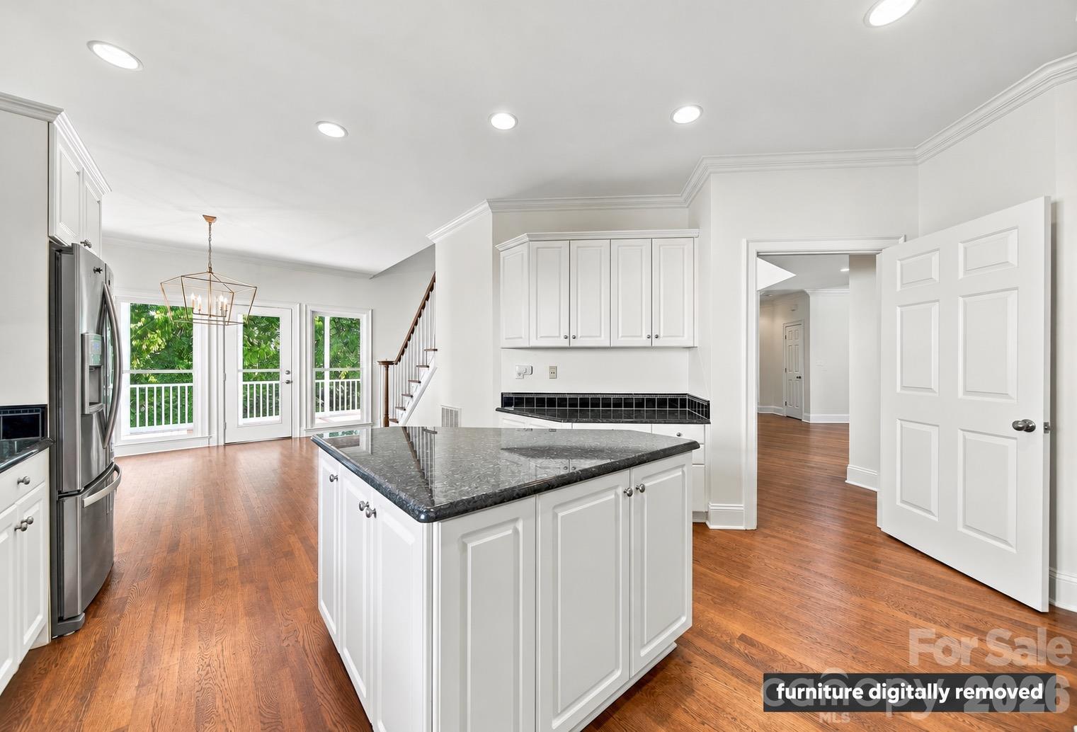 Single Family Residence at 5539 Sunstar Court, Charlotte, photo 12 of 47