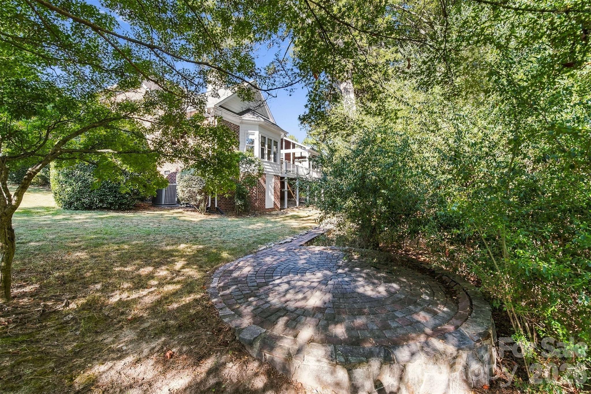 Single Family Residence at 5539 Sunstar Court, Charlotte, photo 42 of 47