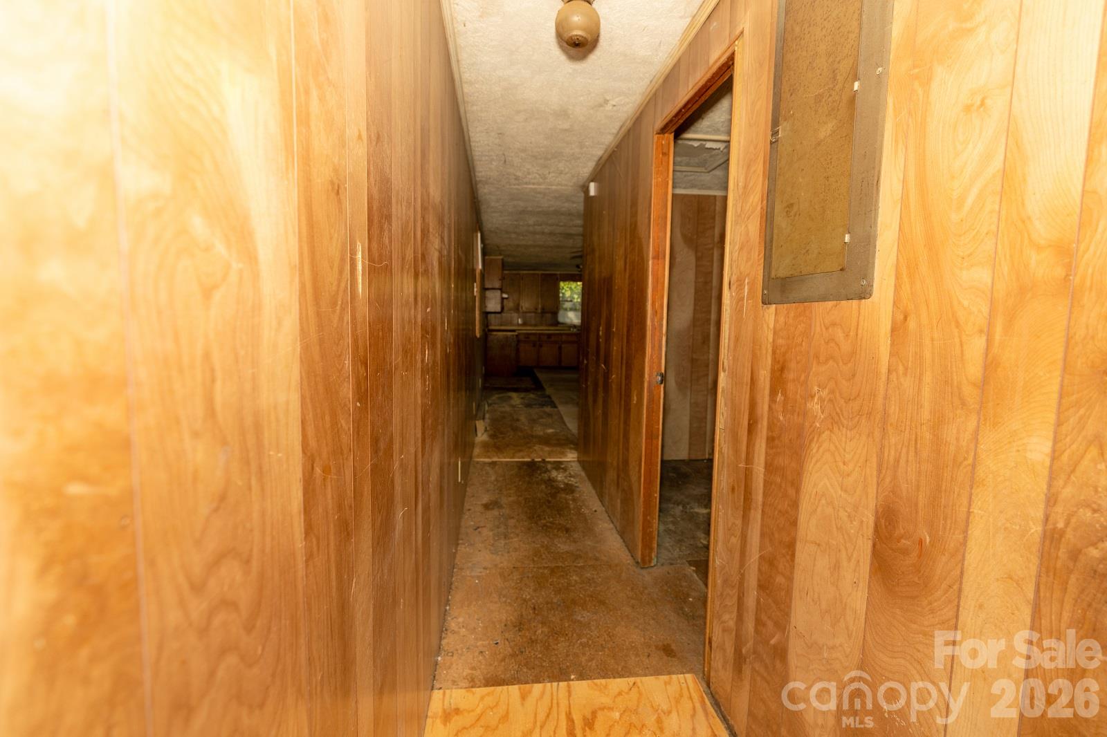 Single Family Residence at 855 Hickory Grove Ballpark Road, Bladenboro, photo 9 of 14