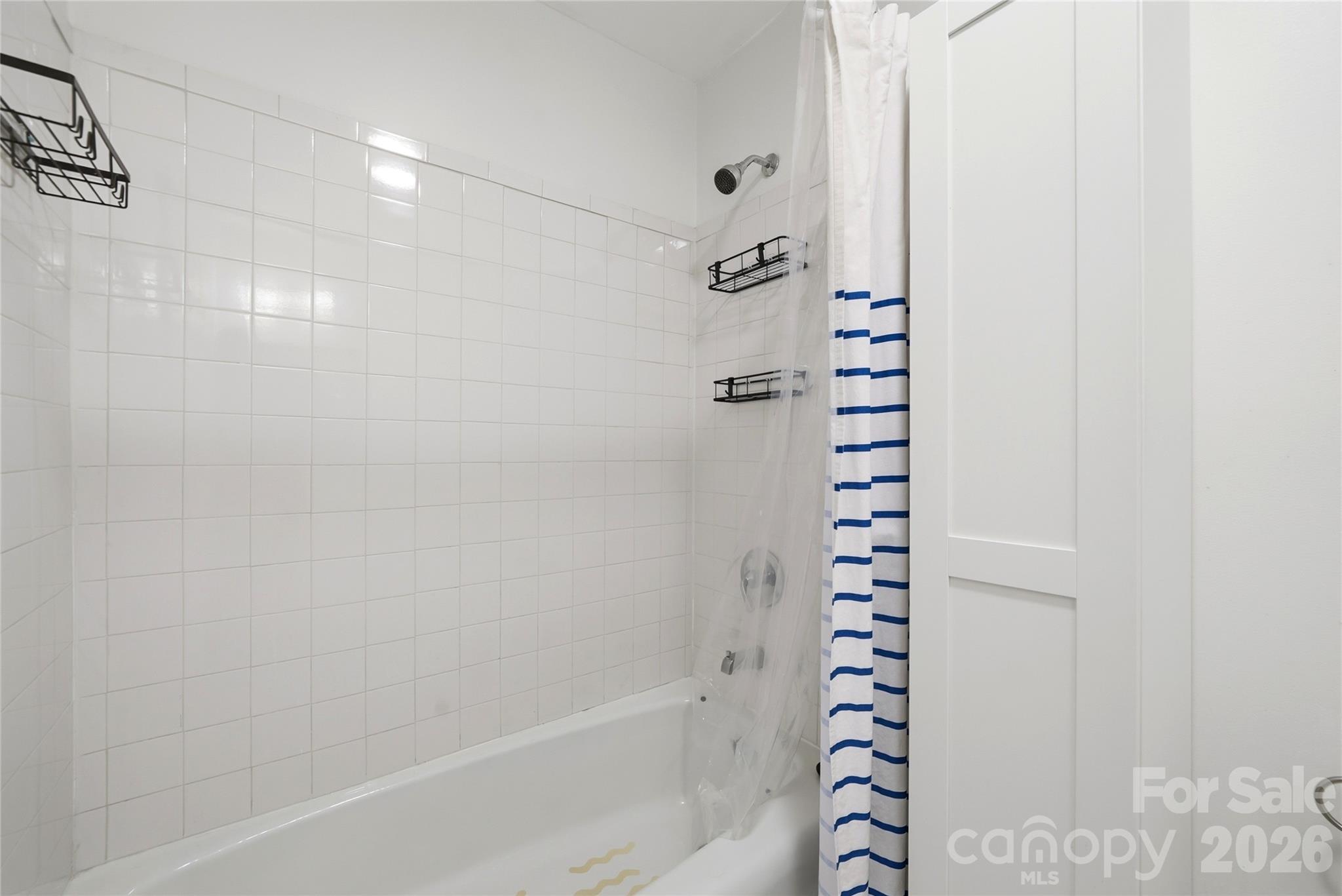 Townhouse at 8014 Westcape Drive, Denver, photo 26 of 31