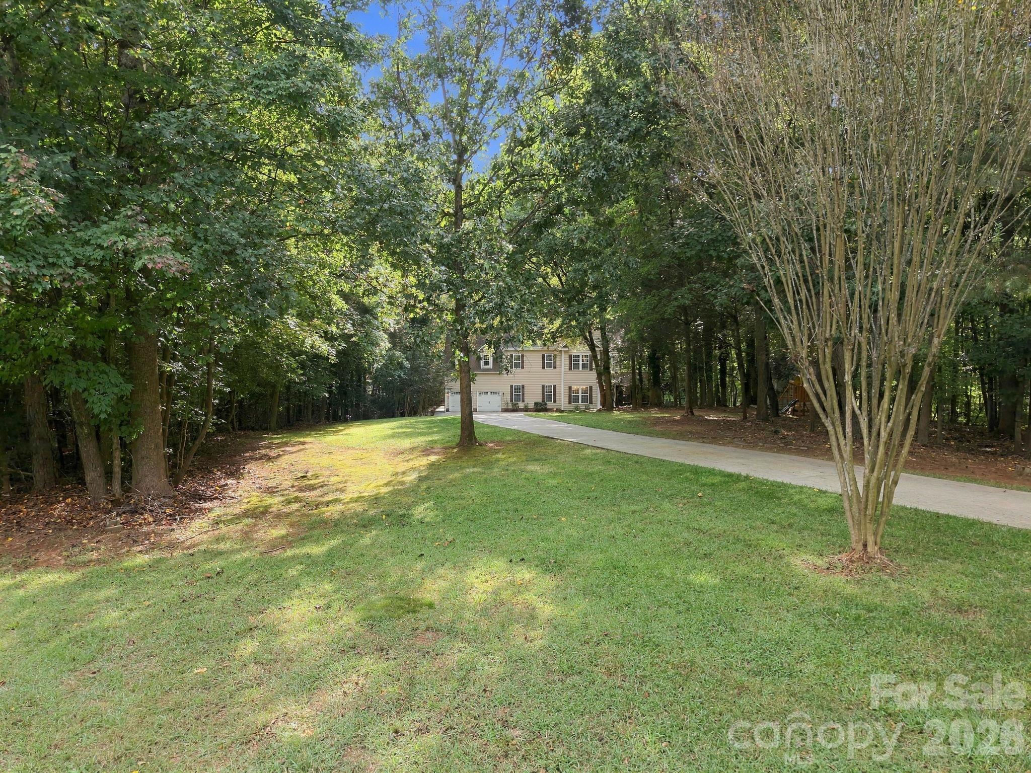 Single Family Residence at 218 Culpeze Road, Mooresville, photo 4 of 44