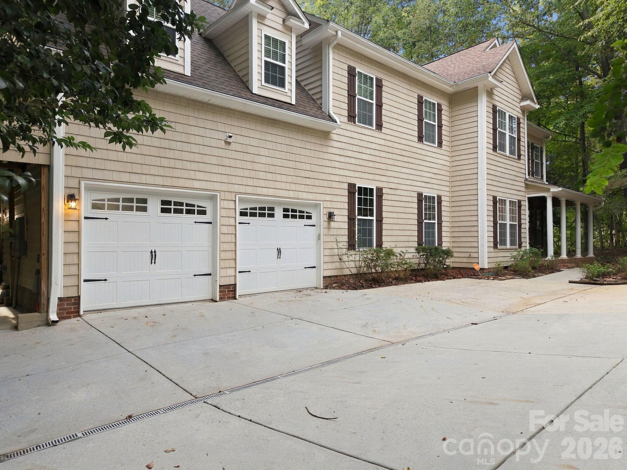 Single Family Residence at 218 Culpeze Road, Mooresville, photo 6 of 44