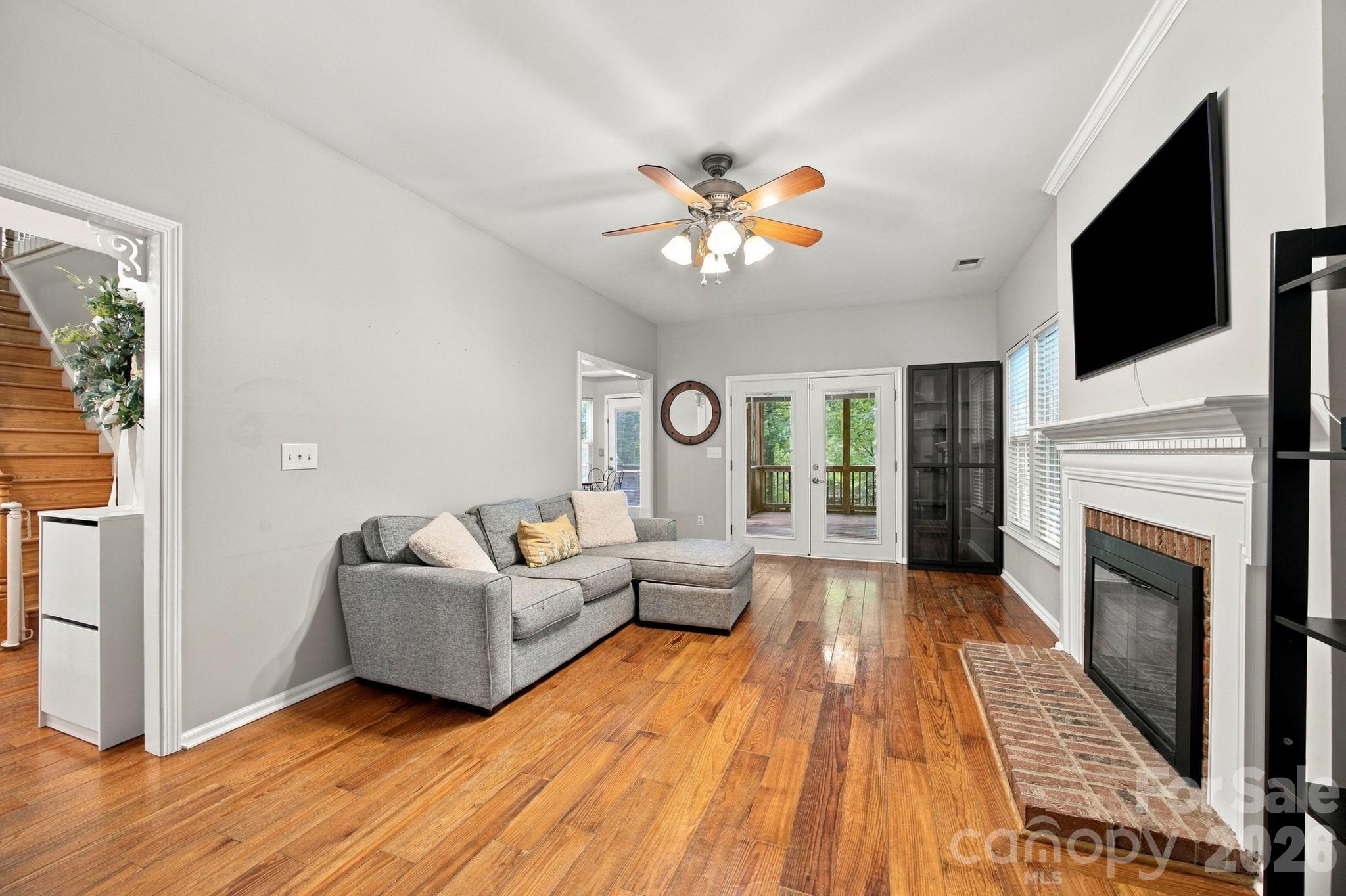 Single Family Residence at 218 Culpeze Road, Mooresville, photo 17 of 44