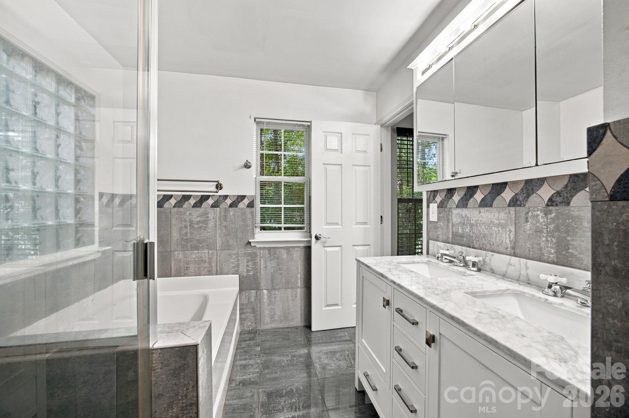 Single Family Residence at 218 Culpeze Road, Mooresville, photo 35 of 44