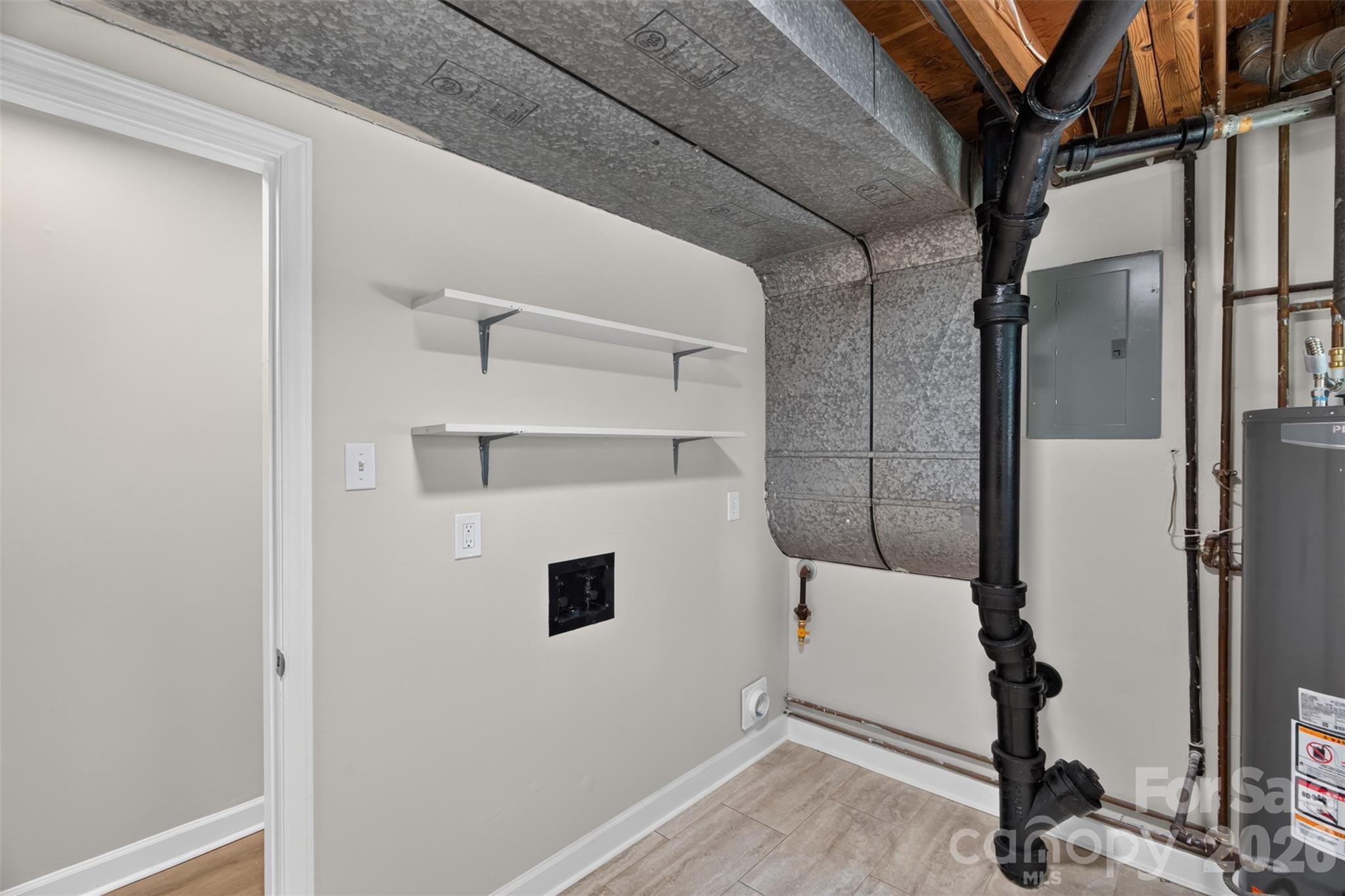 Single Family Residence at 3918 Rhodes Avenue, Charlotte, photo 27 of 45