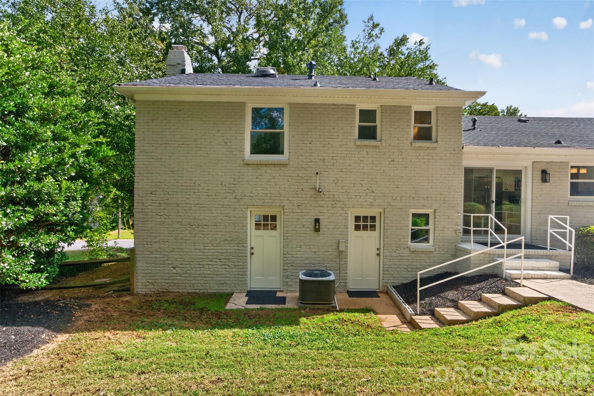 Single Family Residence at 3918 Rhodes Avenue, Charlotte, photo 43 of 45