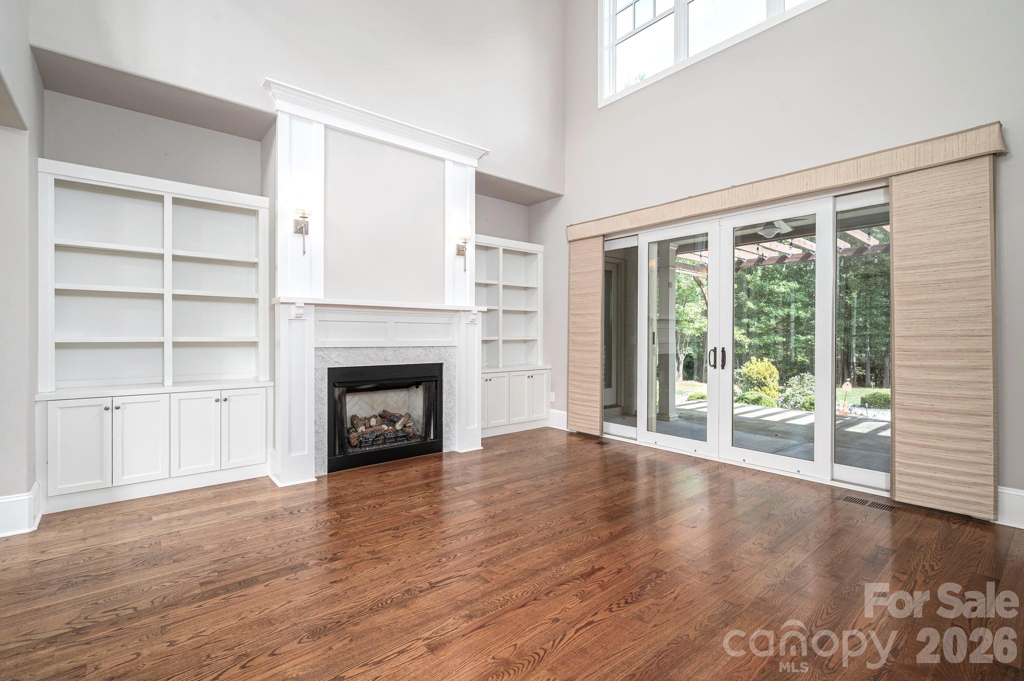Single Family Residence at 5109 Watermead Lane, Belmont, photo 5 of 43