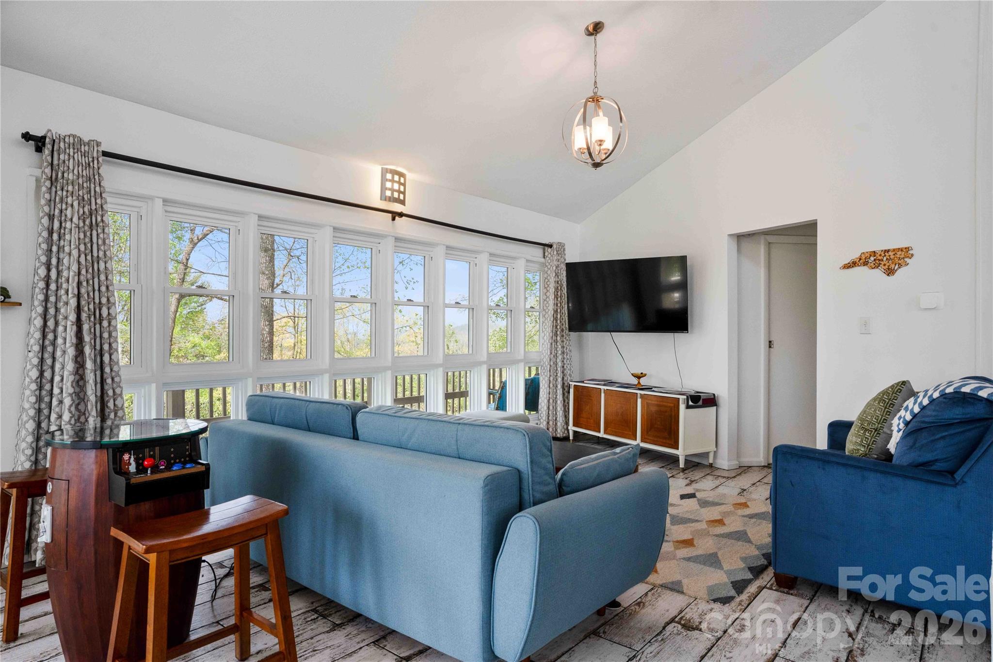 Upper sitting/entertainment. - 39 Tatham Road, Hendersonville