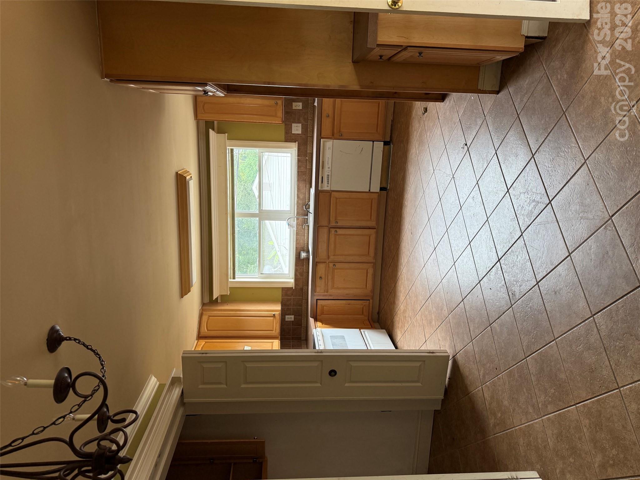 Single Family Residence at 160 Stonewall Circle, Concord, photo 3 of 10