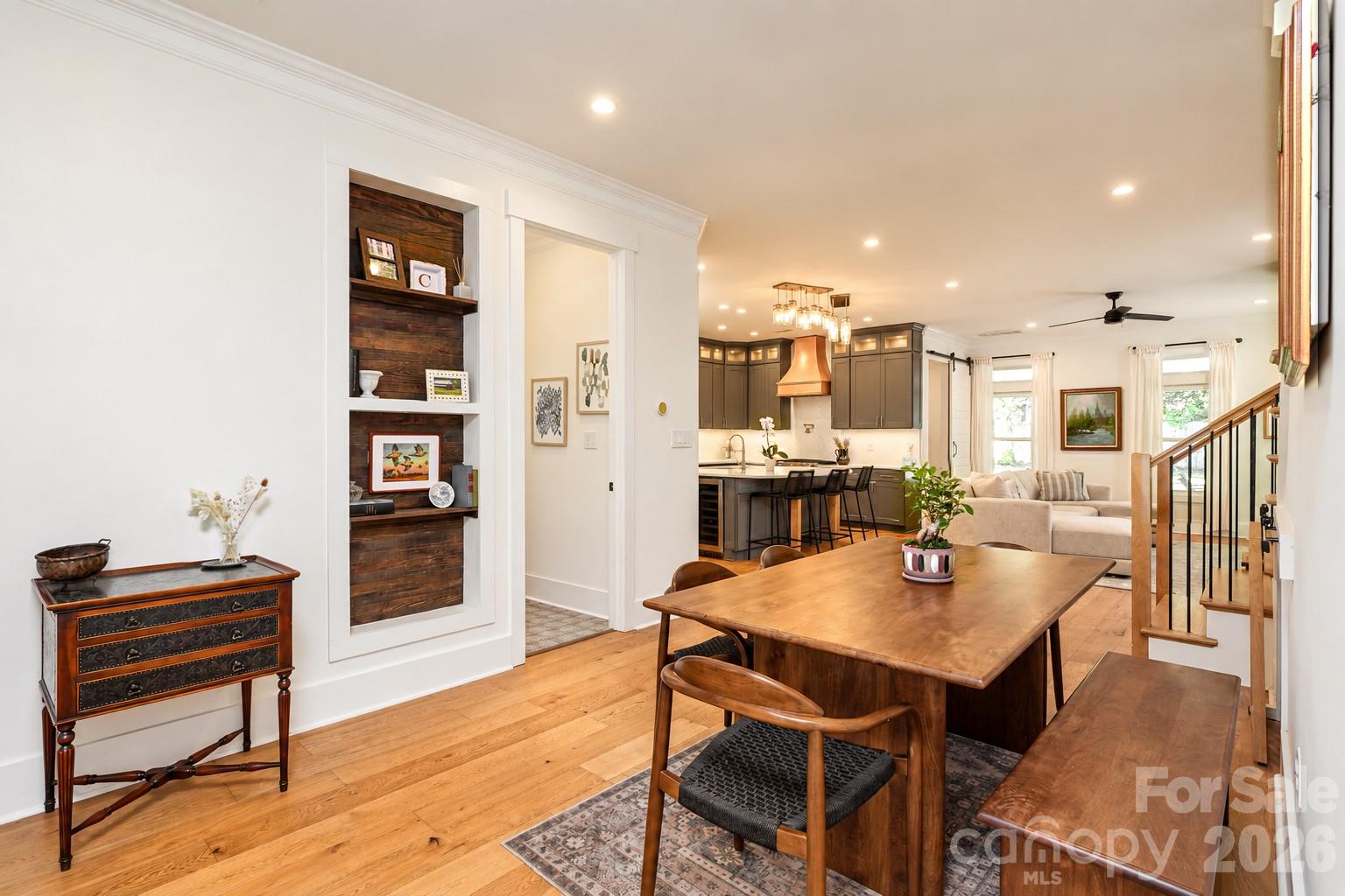 Single Family Residence at 1216 Effingham Road, Charlotte, photo 12 of 42