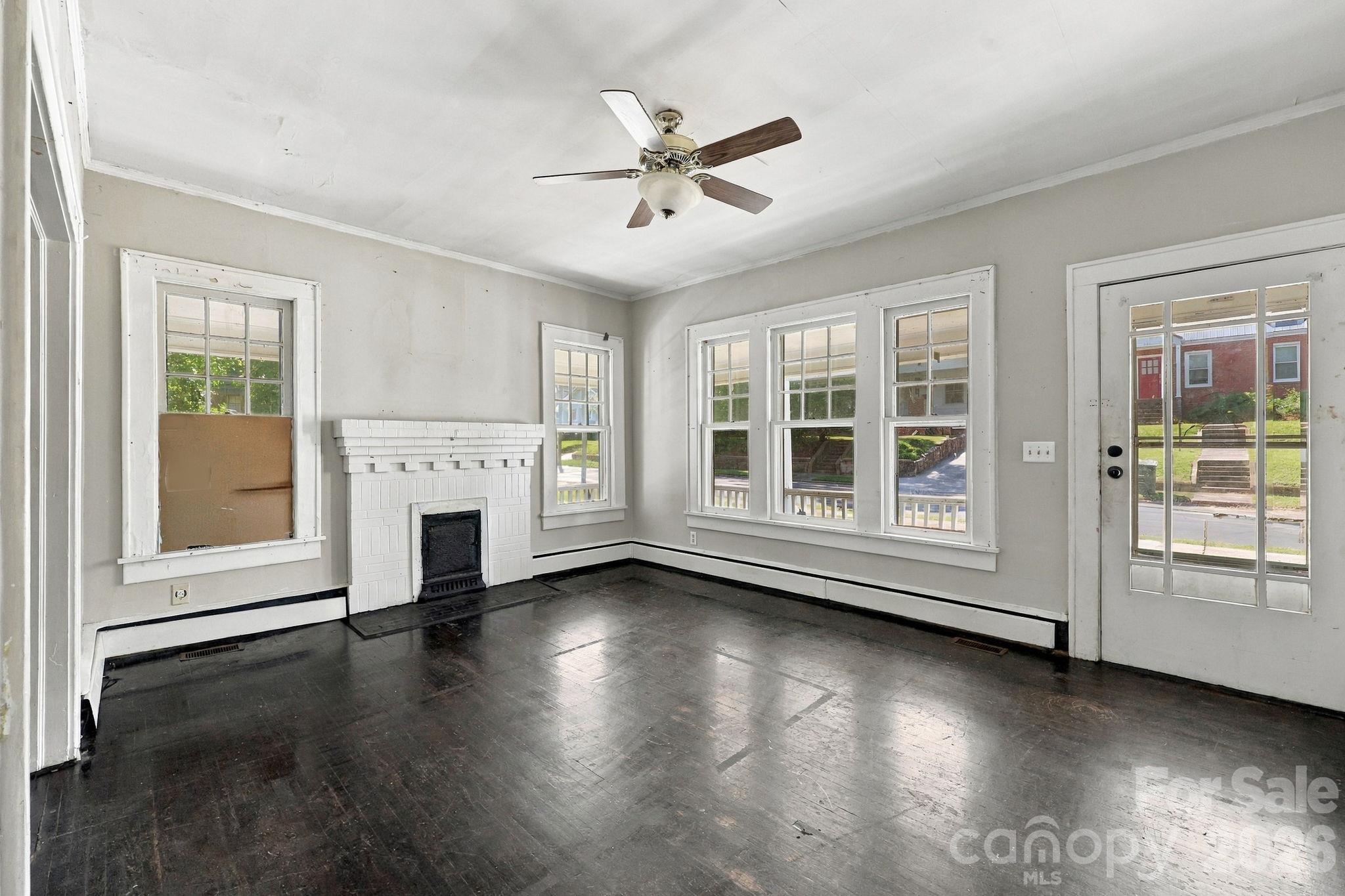 Single Family Residence at 622 W Council Street, Salisbury, photo 6 of 48