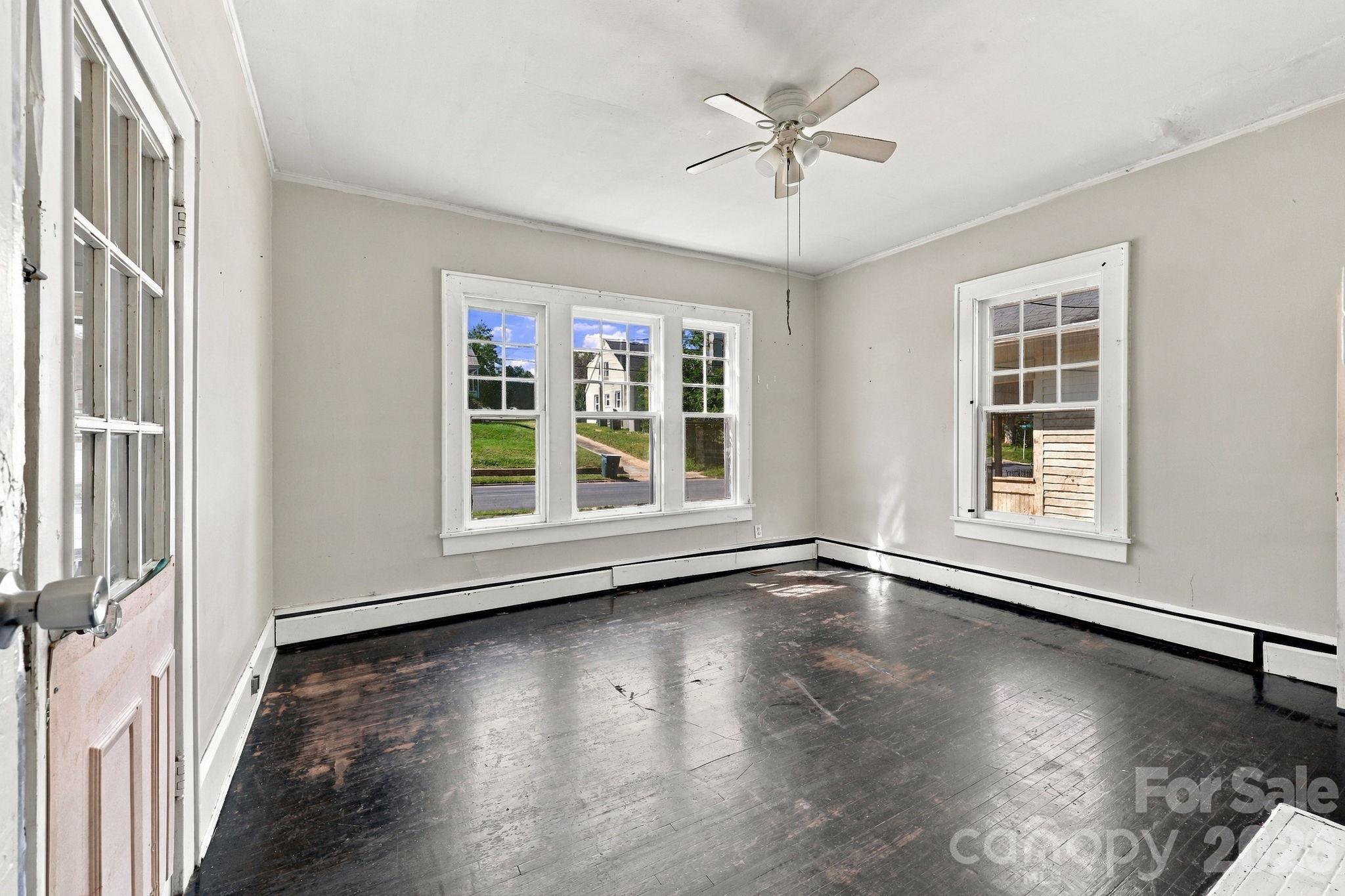 Single Family Residence at 622 W Council Street, Salisbury, photo 17 of 48