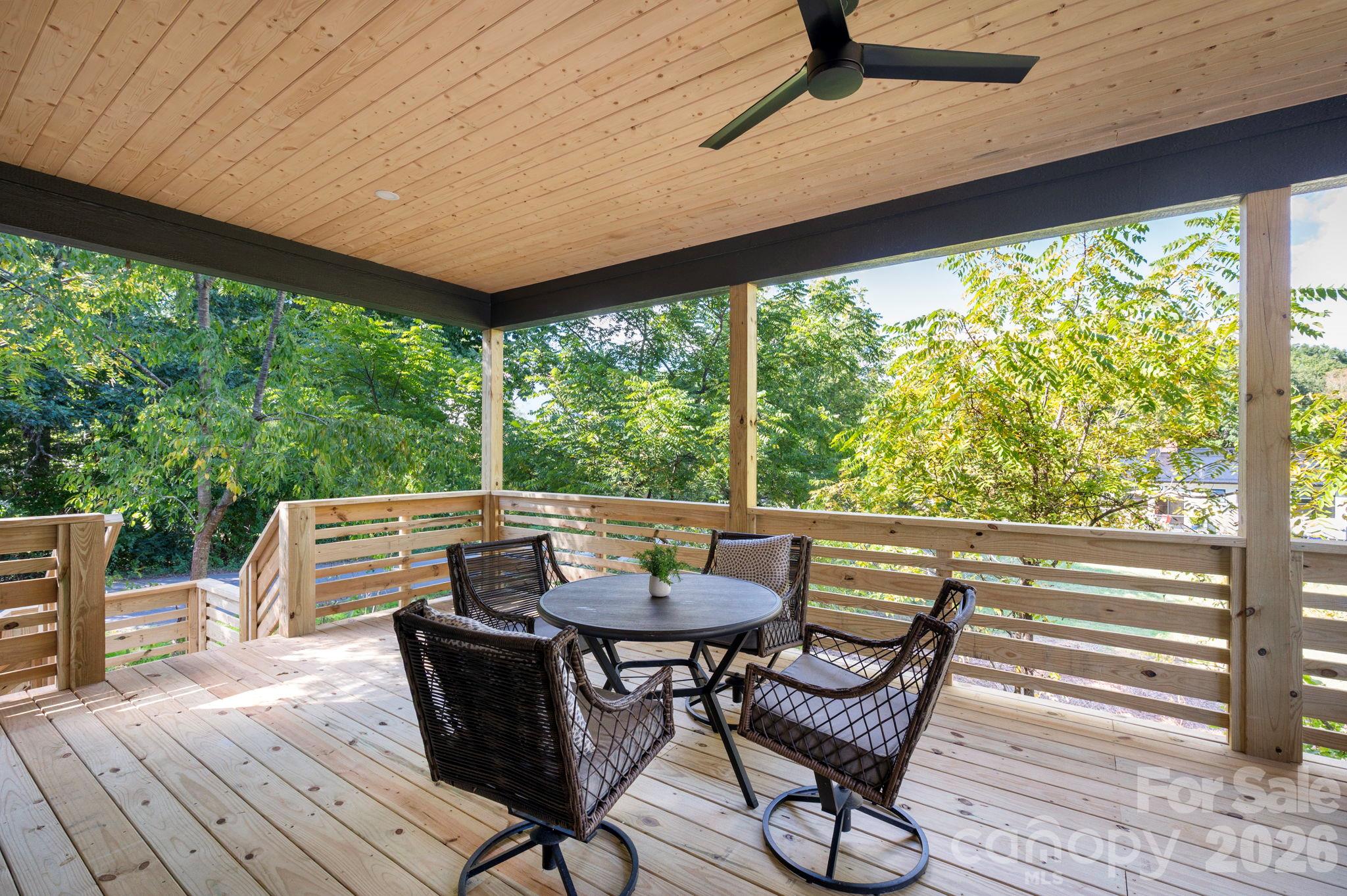 Back Deck Perfect for Al-Fresco Dining - 50 Byrd Road, Black Mountain