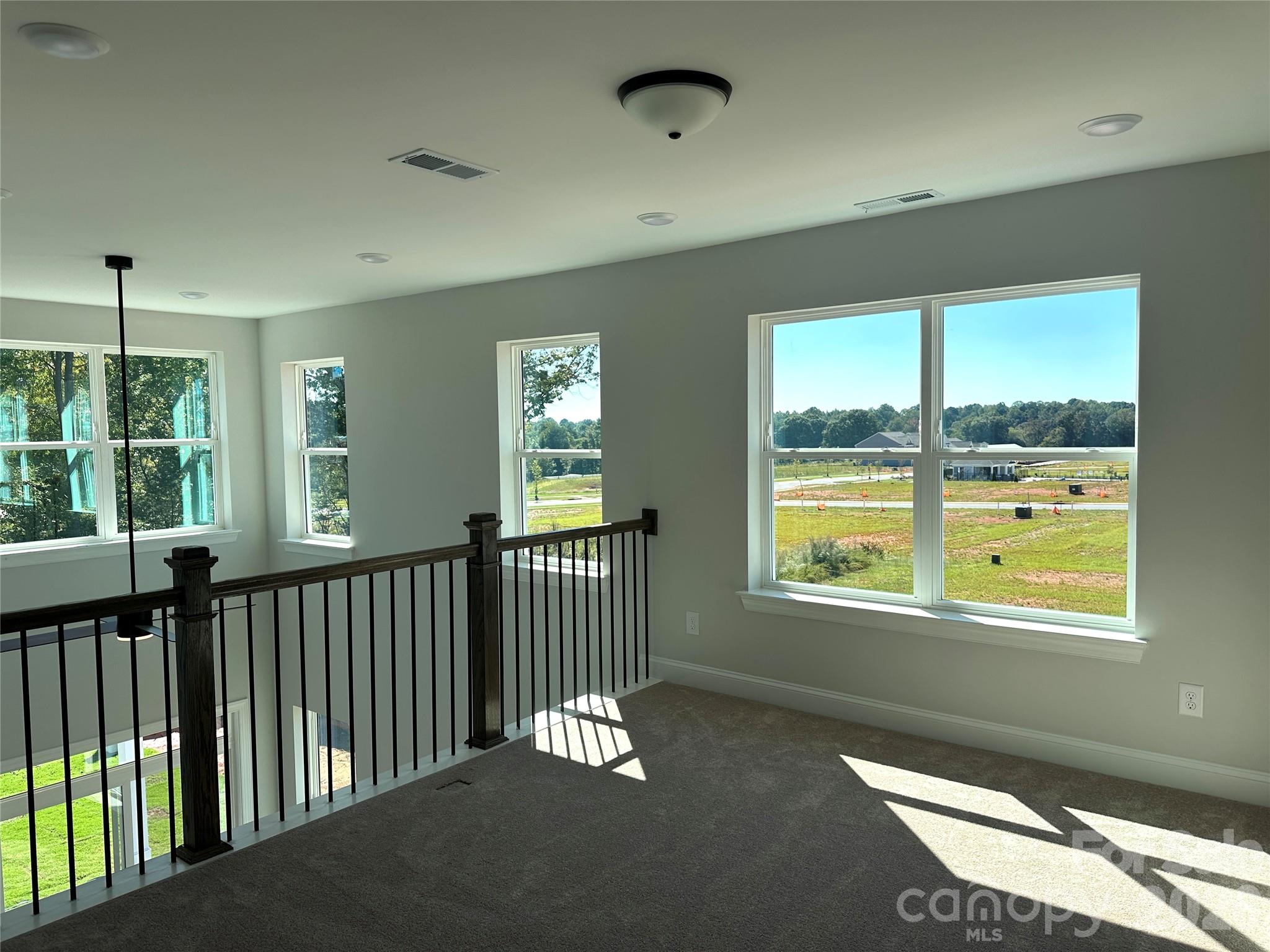 Upper level loft - 109 Pull Lane, Troutman