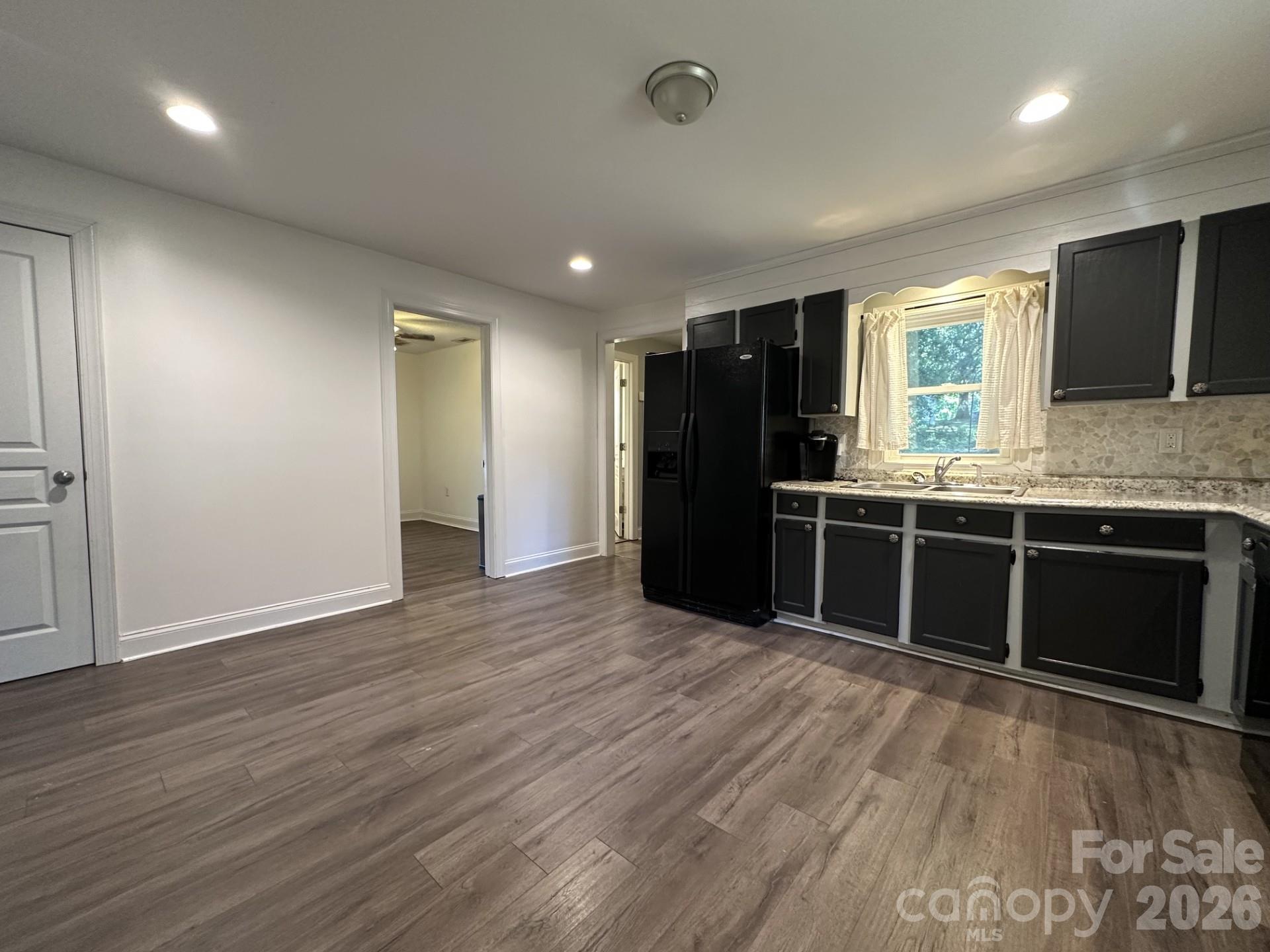 Kitchen - 206 Pethel Street, Kannapolis