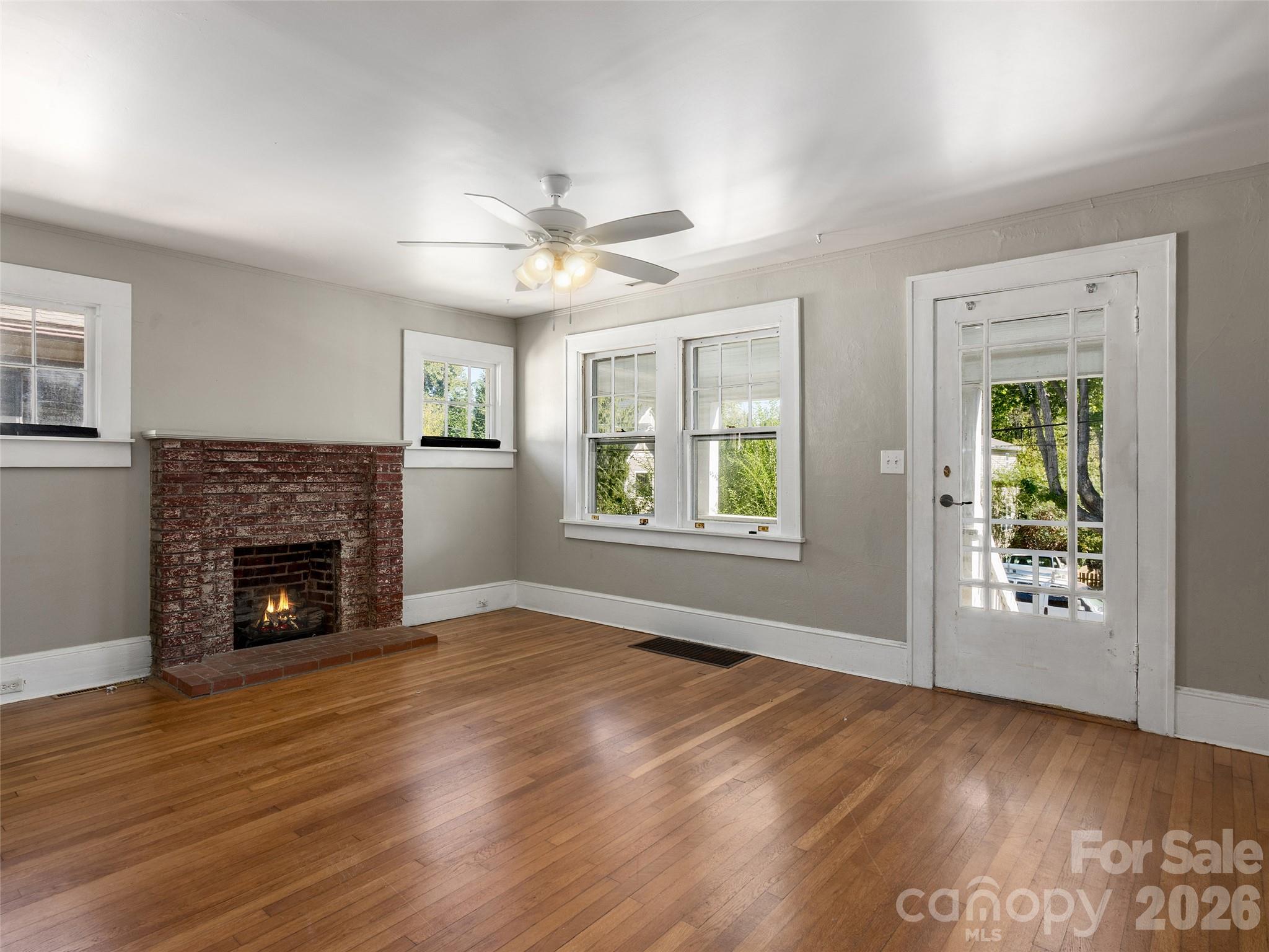 Single Family Residence at 33 Madeline Avenue, Asheville, photo 5 of 20