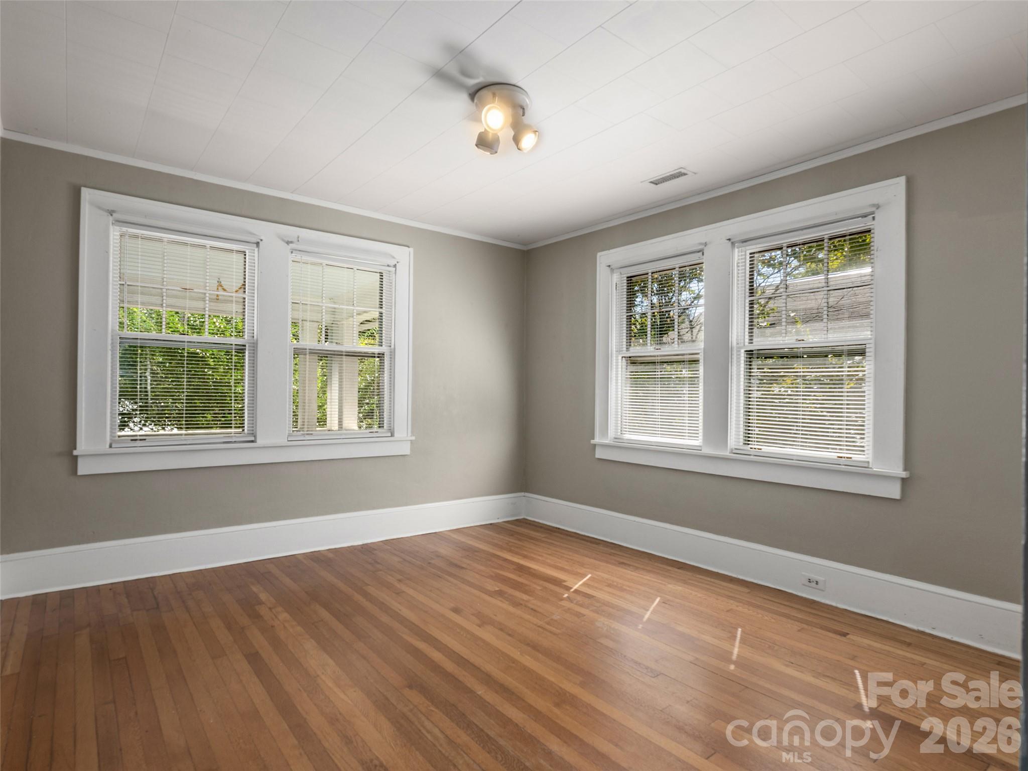 Single Family Residence at 33 Madeline Avenue, Asheville, photo 7 of 20