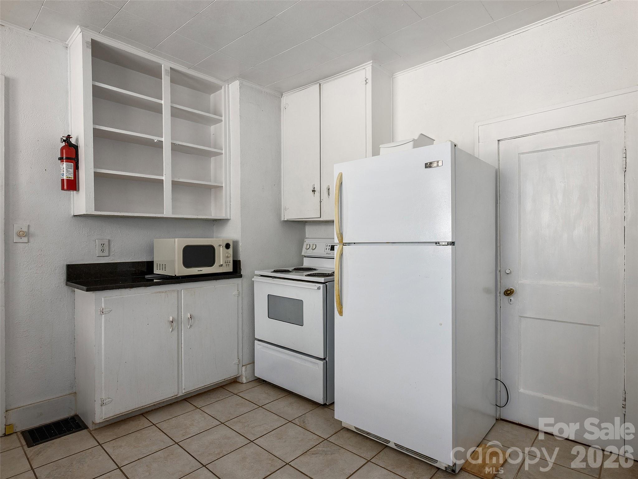 Single Family Residence at 33 Madeline Avenue, Asheville, photo 11 of 20