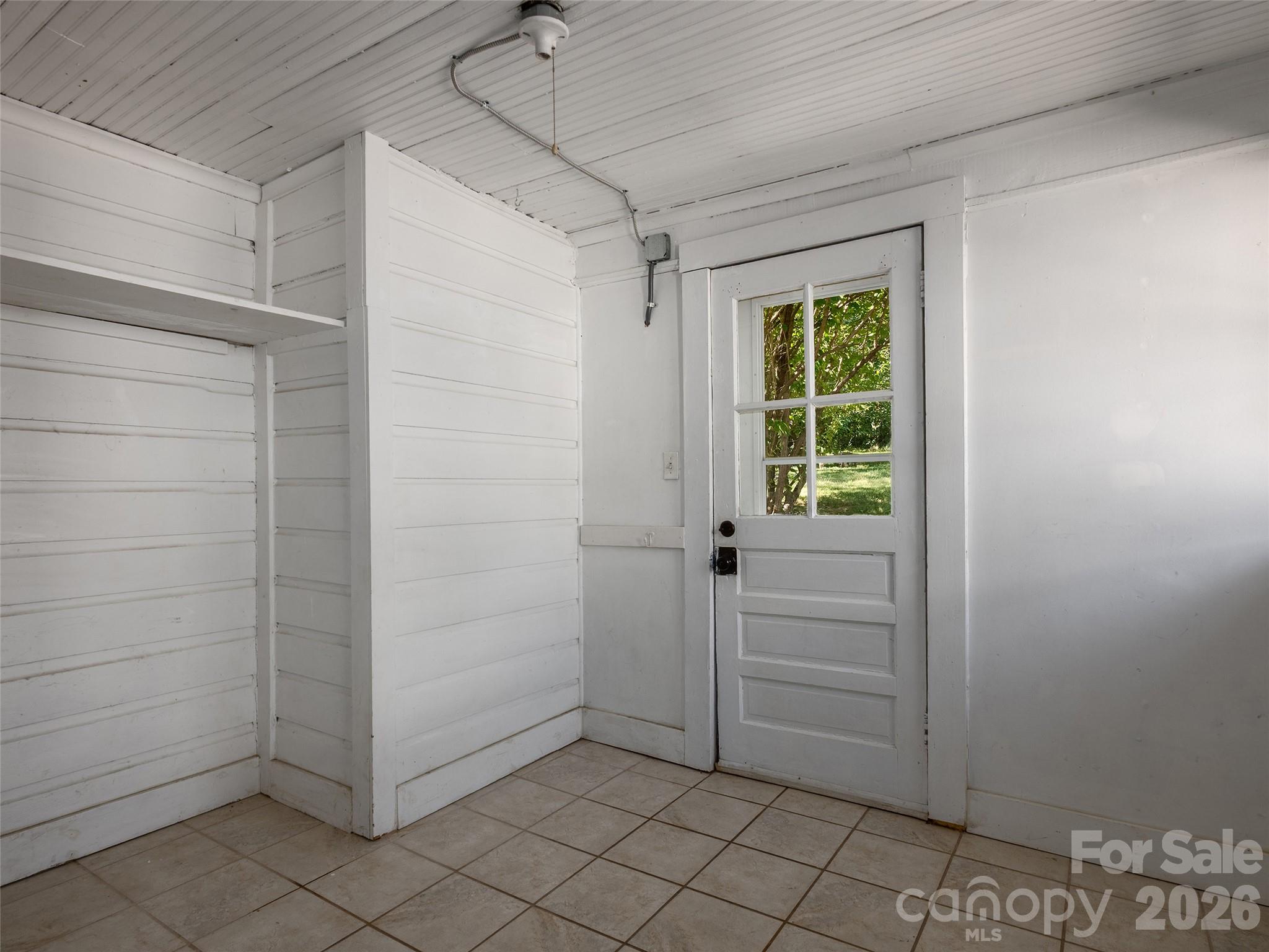 Single Family Residence at 33 Madeline Avenue, Asheville, photo 16 of 20