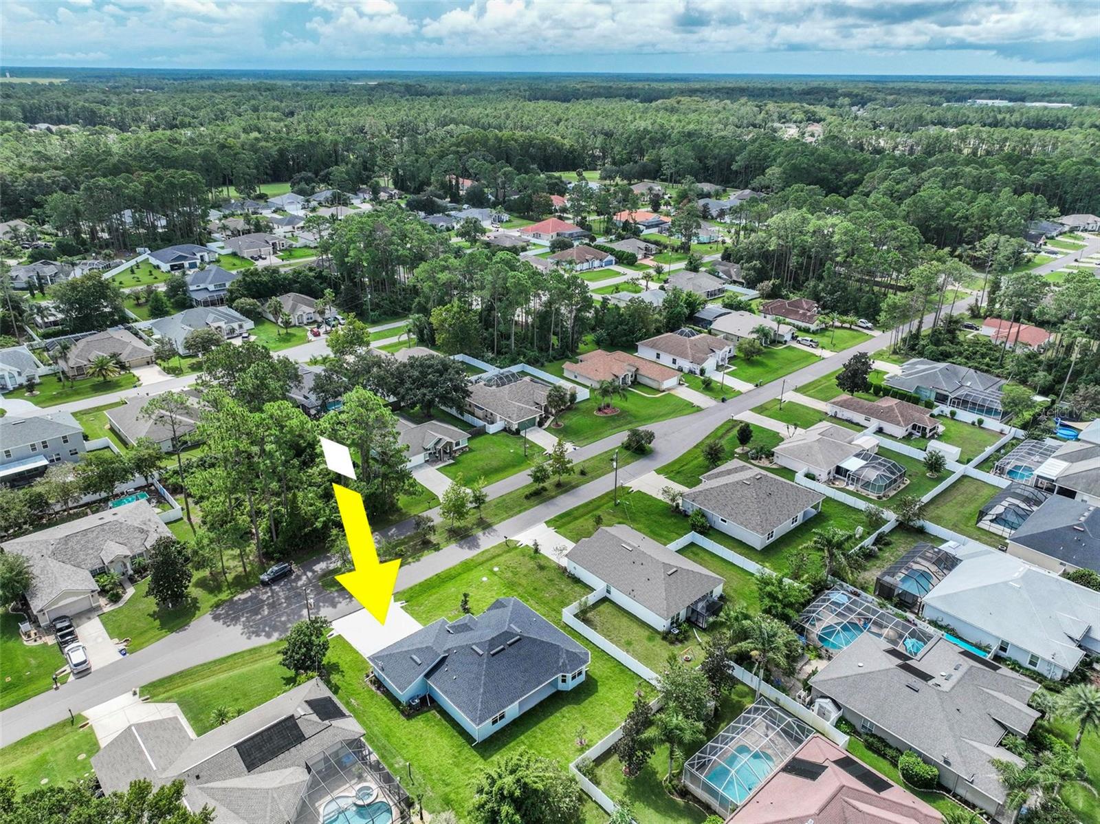 Single Family Residence at 16 EVANSVILLE LN, PALM COAST, photo 13 of 75