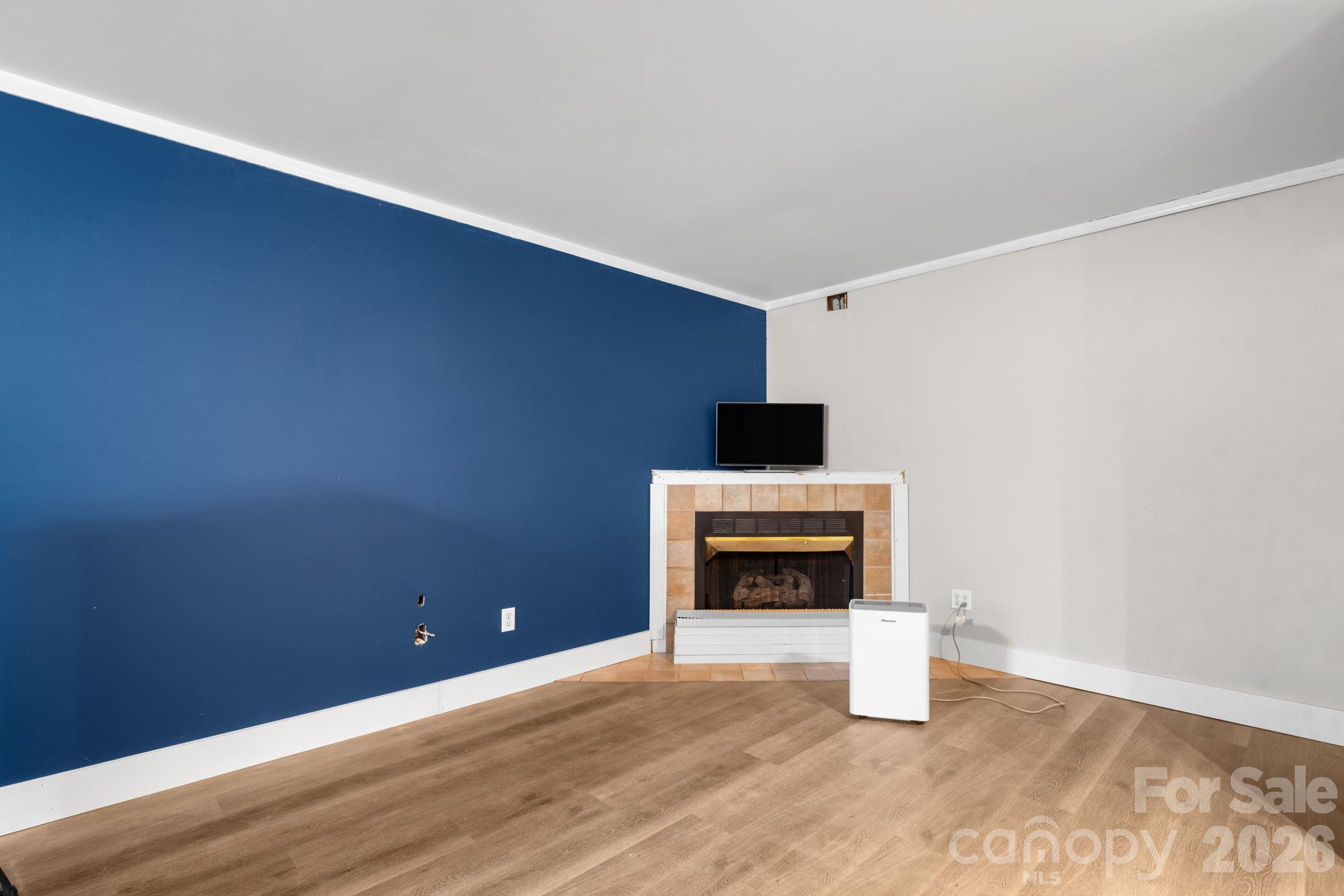Single Family Residence at 3261 Washington Way, Hudson, photo 26 of 35