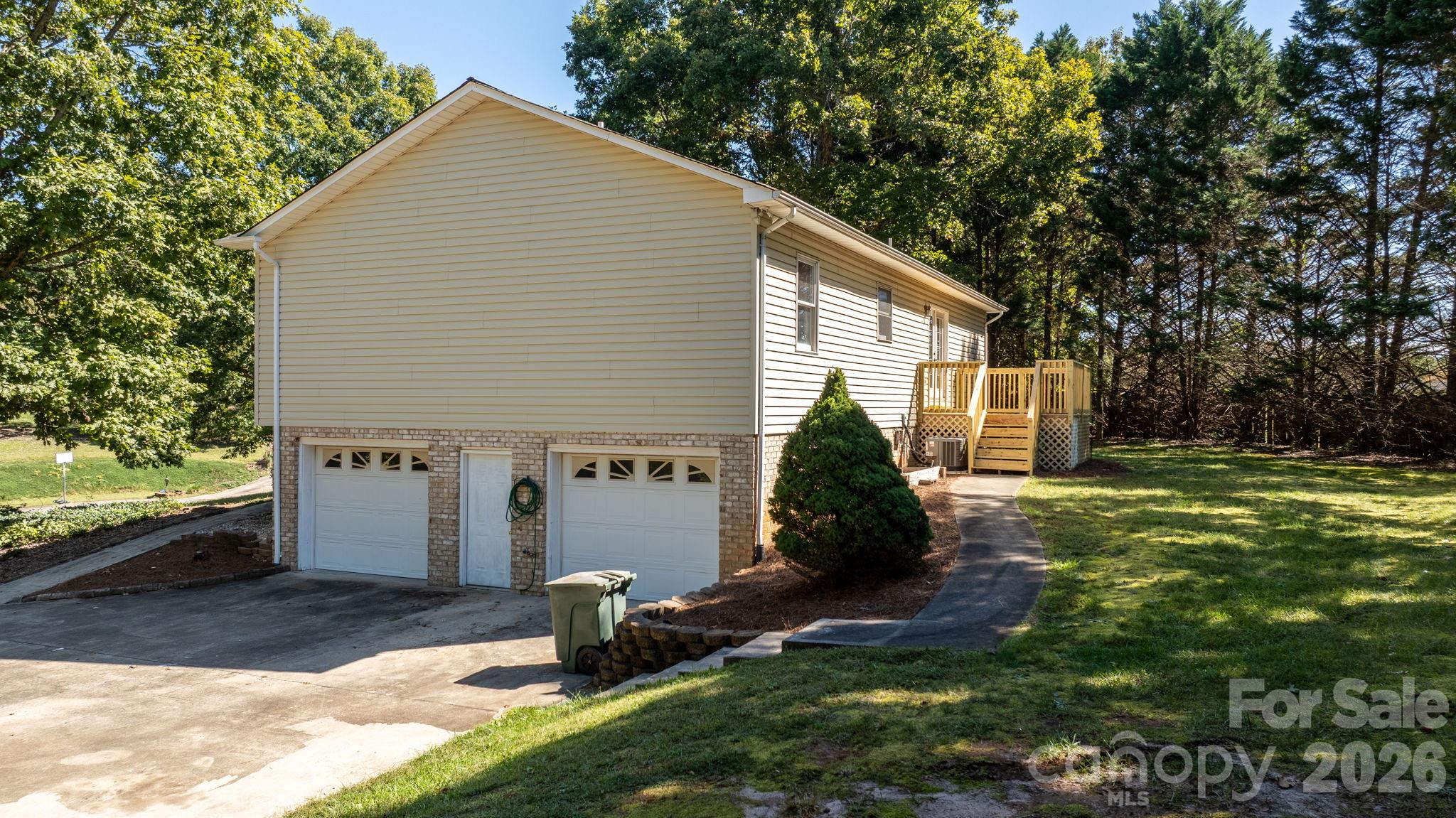 Single Family Residence at 3261 Washington Way, Hudson, photo 28 of 35