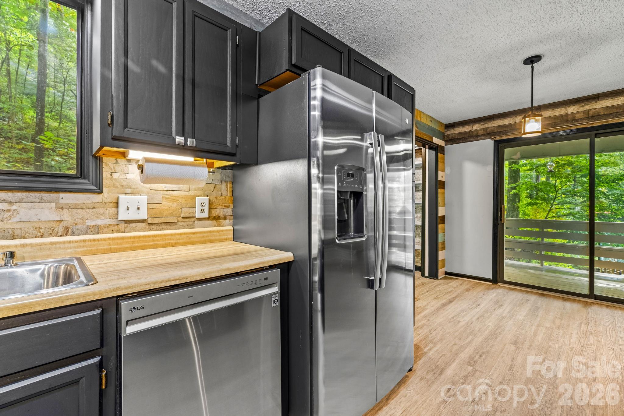 Single Family Residence at 105 Shirley Drive, Maggie Valley, photo 9 of 46