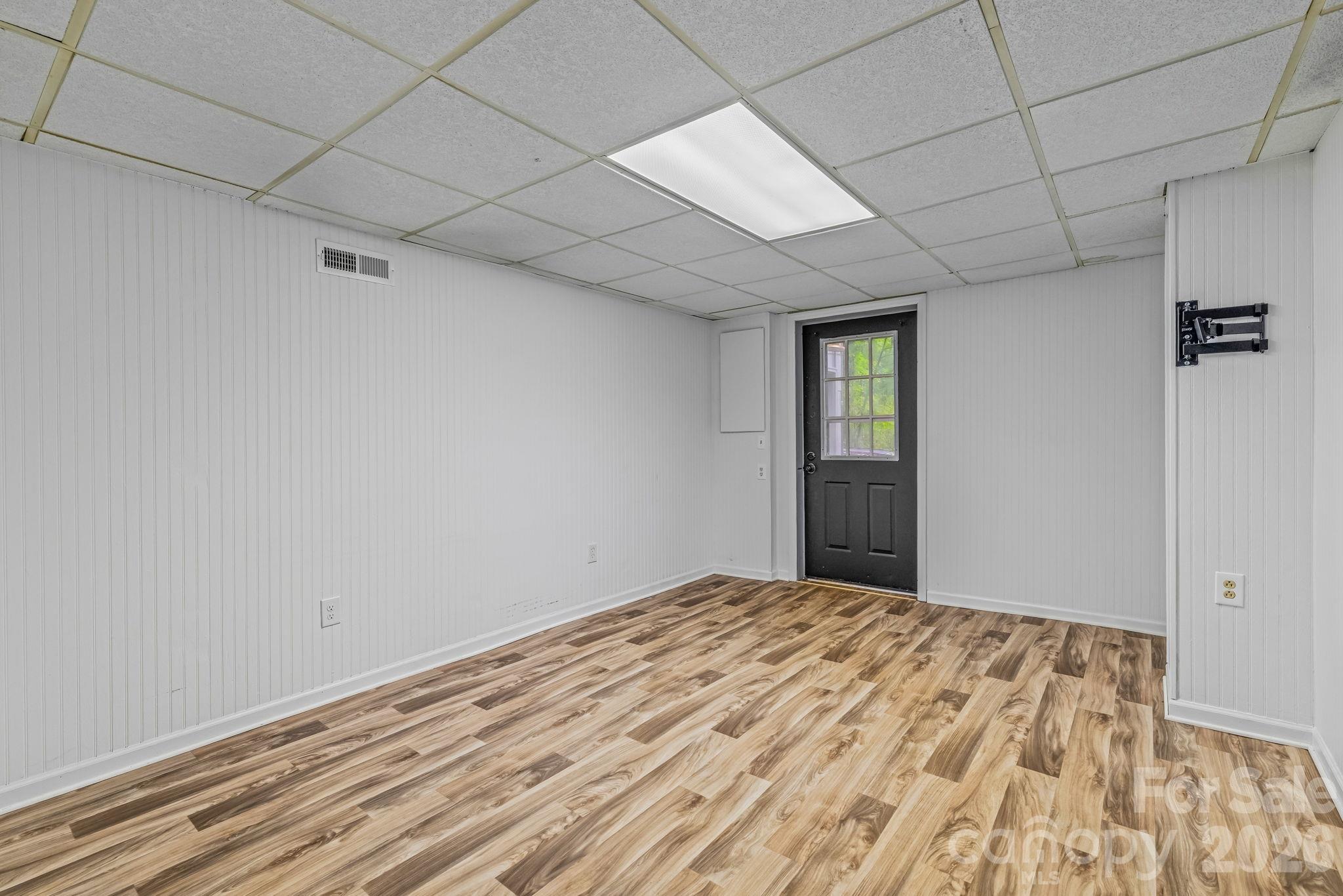 Single Family Residence at 105 Shirley Drive, Maggie Valley, photo 25 of 46