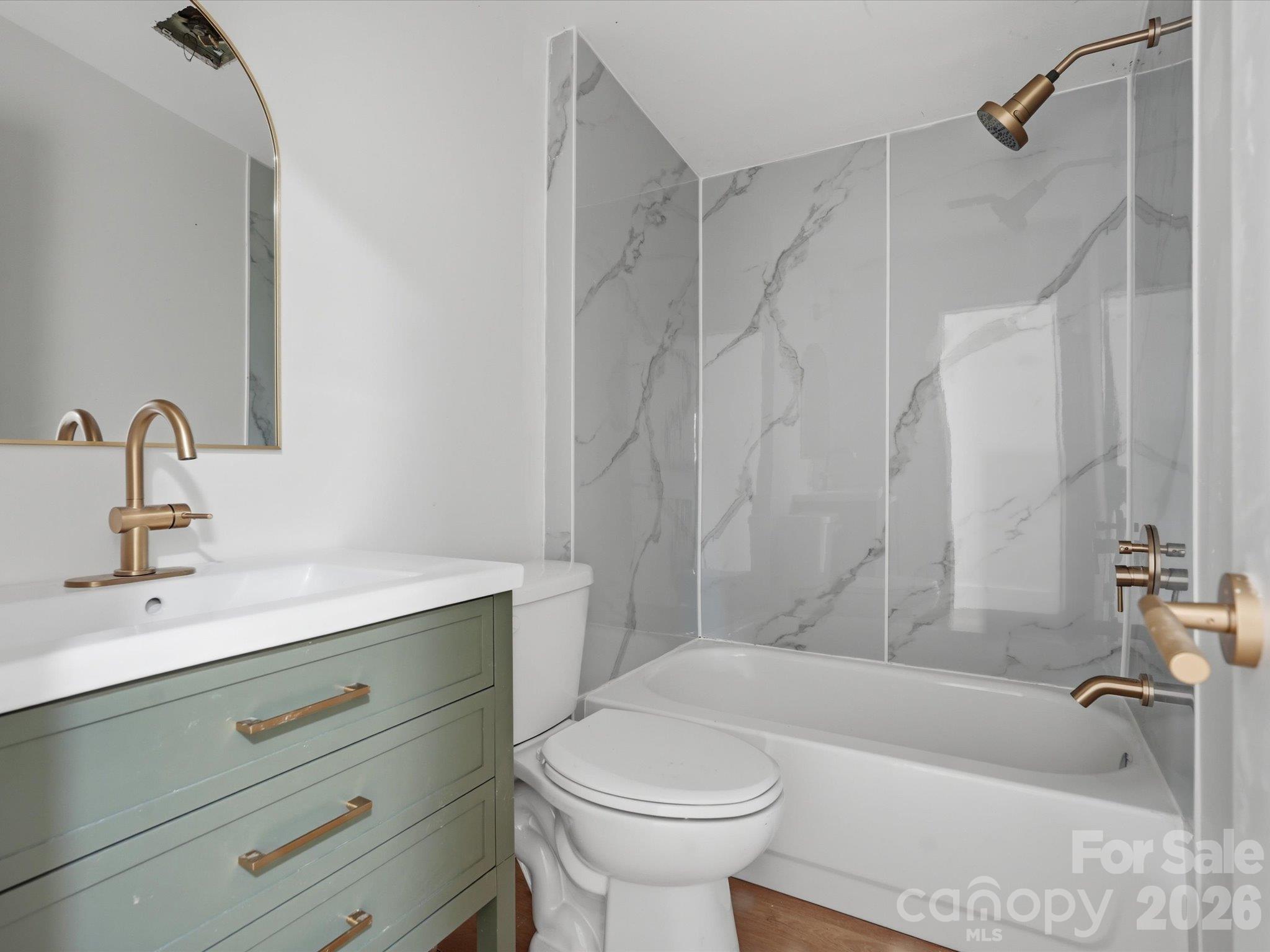 Single Family Residence at 405 Marie Court, York, photo 10 of 22