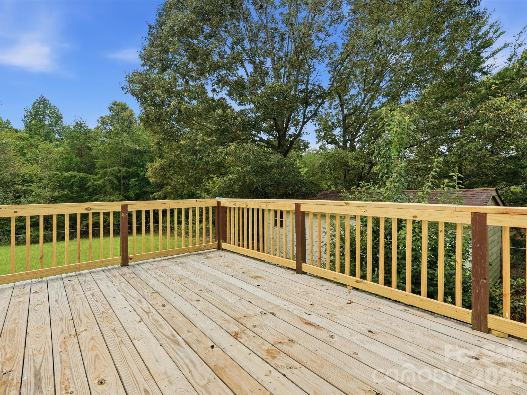 Single Family Residence at 405 Marie Court, York, photo 13 of 22