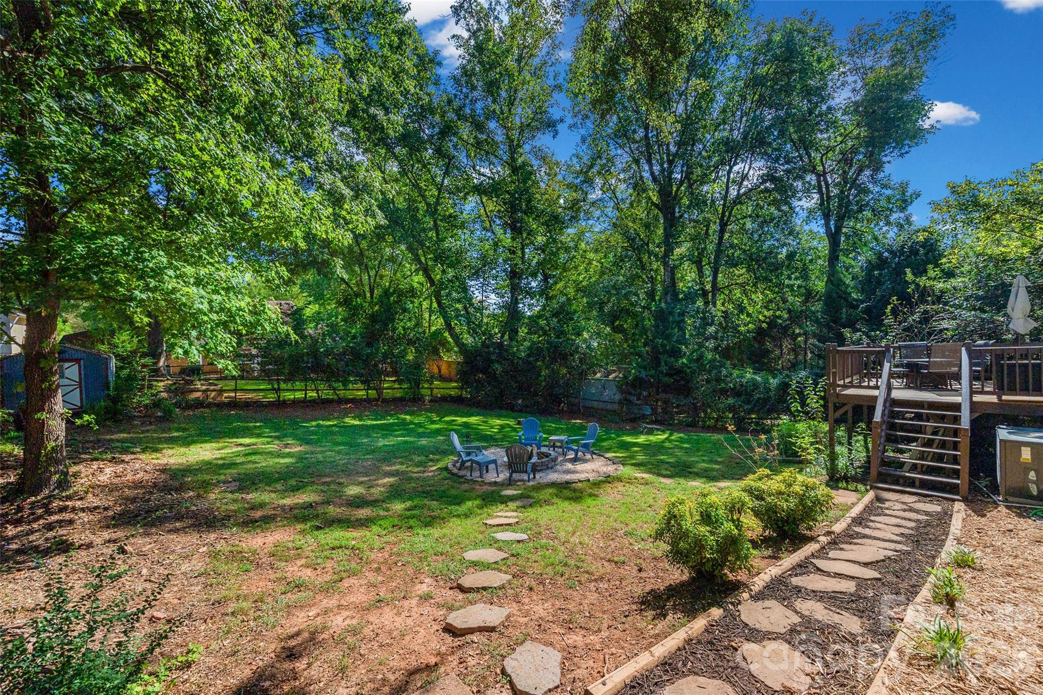 Single Family Residence at 419 Holly Drive, Belmont, photo 23 of 24