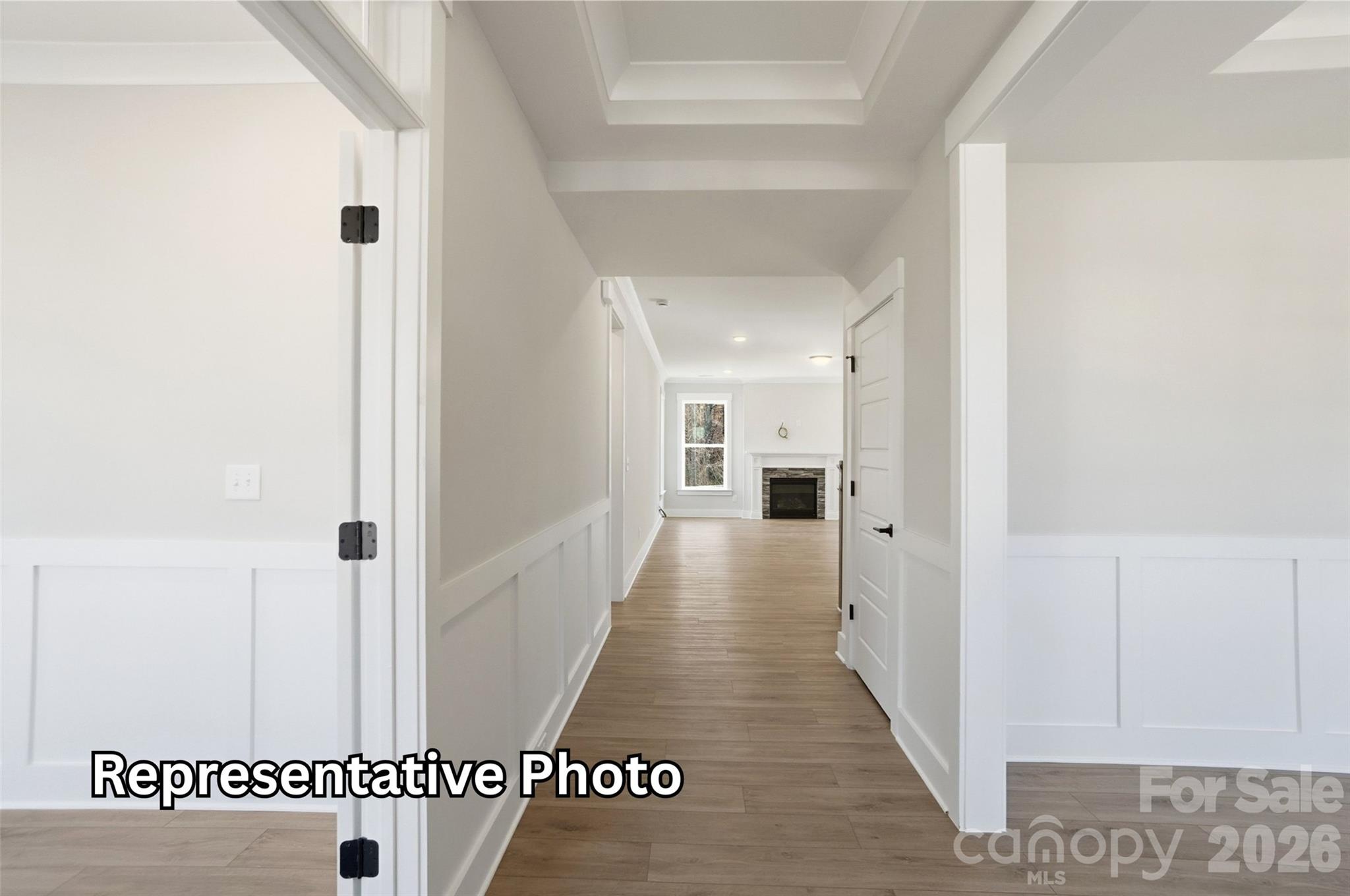 Single Family Residence at 9022 Chasewood Place Drive, Charlotte, photo 3 of 26