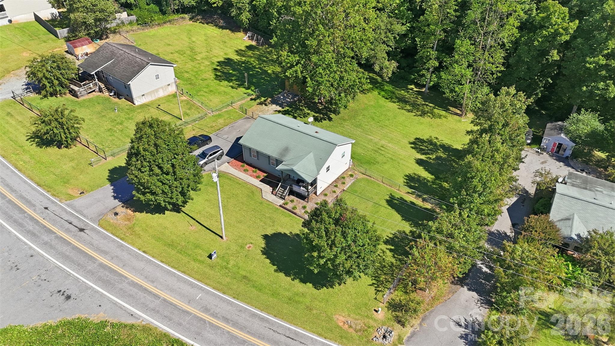 Single Family Residence at 775 Paul Payne Store Road, Taylorsville, photo 7 of 39