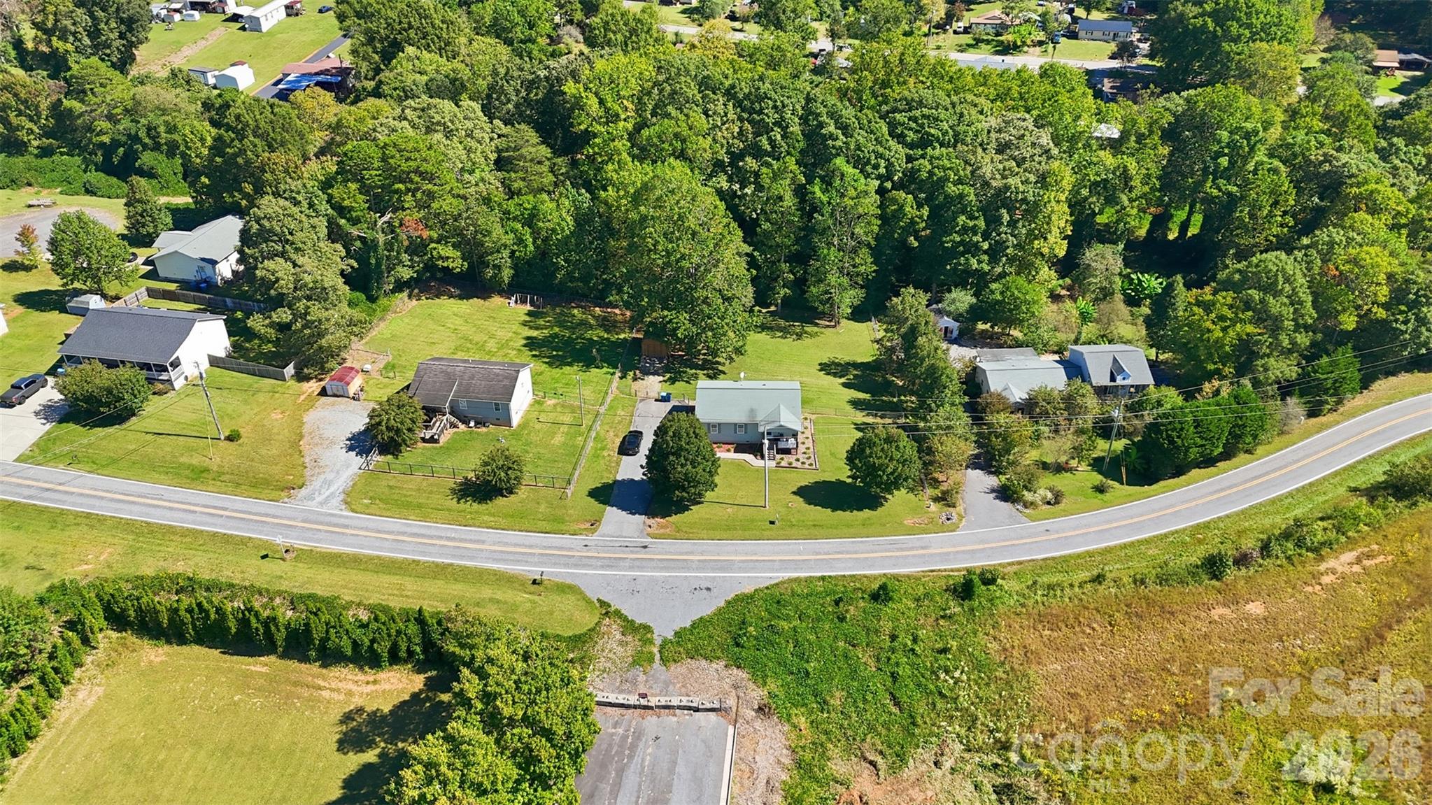 Single Family Residence at 775 Paul Payne Store Road, Taylorsville, photo 12 of 39