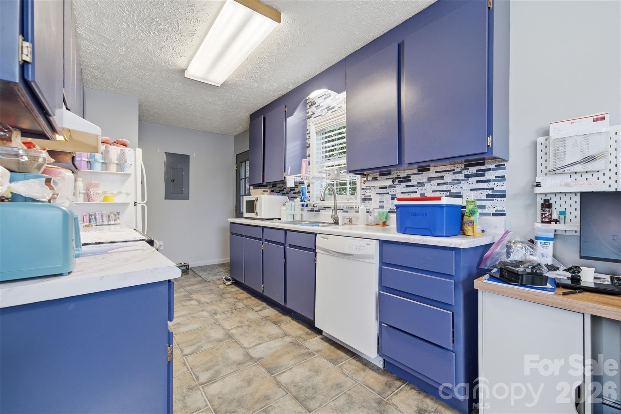 Single Family Residence at 775 Paul Payne Store Road, Taylorsville, photo 20 of 39