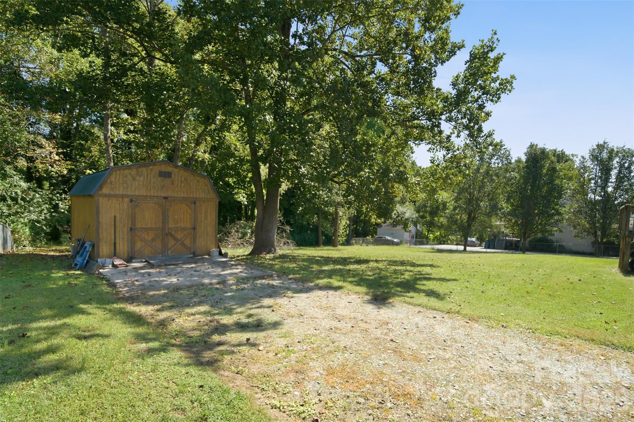 Single Family Residence at 775 Paul Payne Store Road, Taylorsville, photo 35 of 39