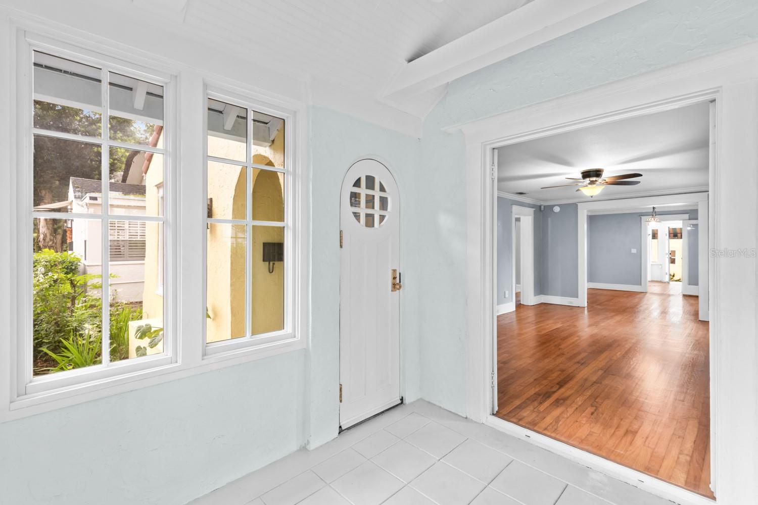 Single Family Residence at 1002 DELANEY PARK DR, ORLANDO, photo 9 of 54