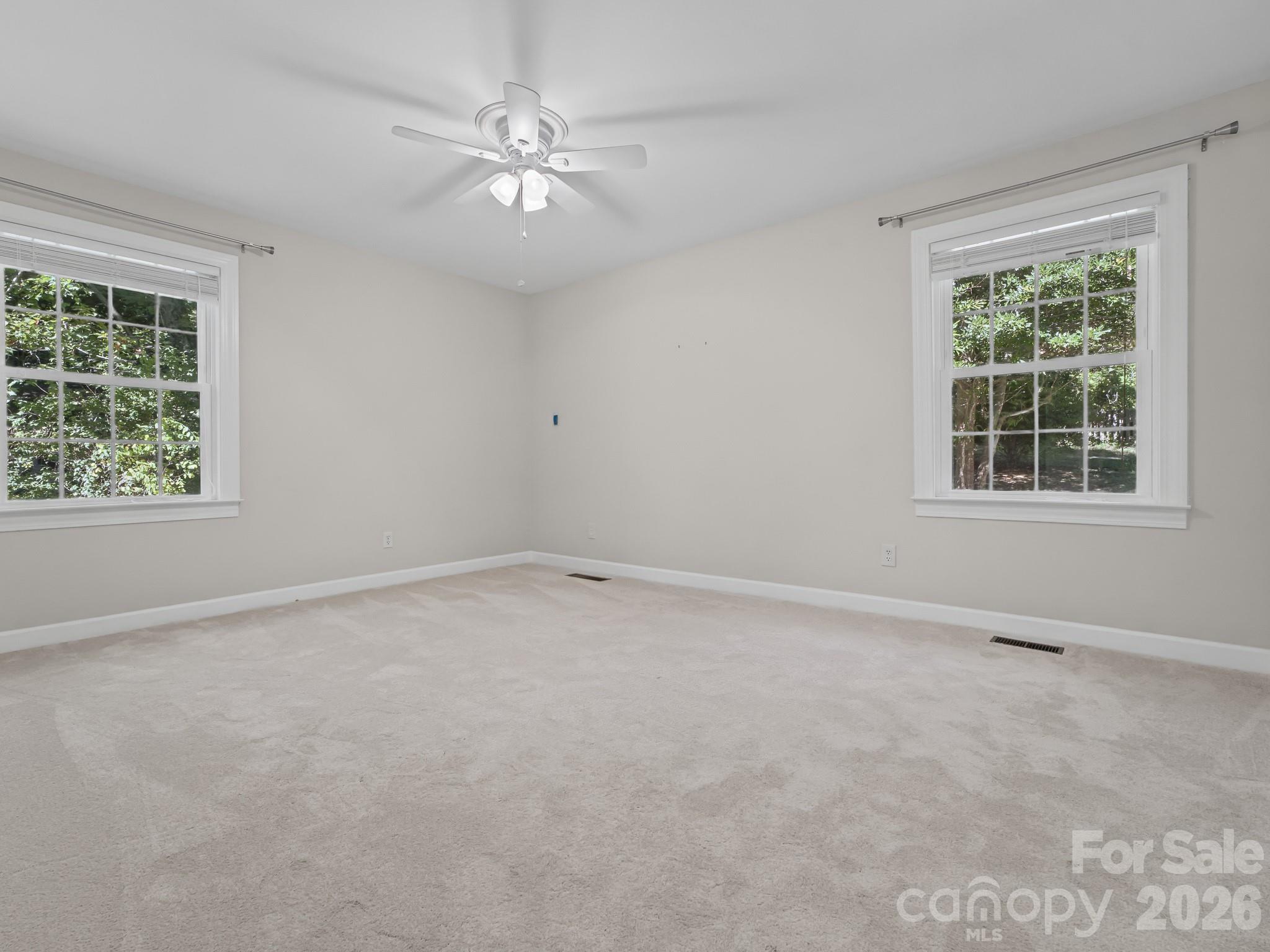 Guest Bedroom - 109 Yardley Court, Hendersonville