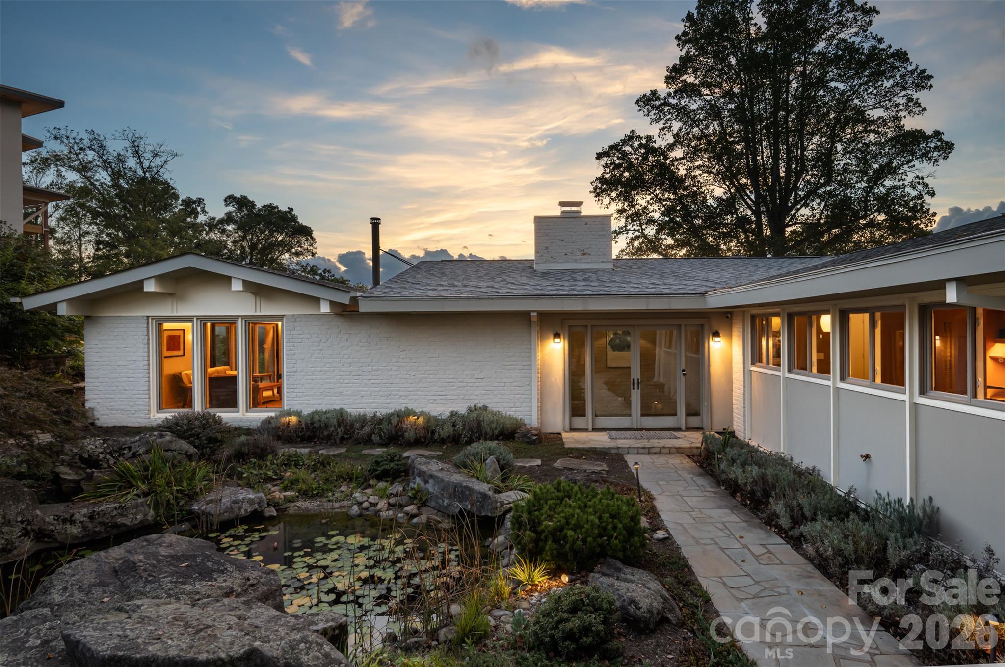 A Gentle Welcome - 92 Horizon Hill Road, Asheville