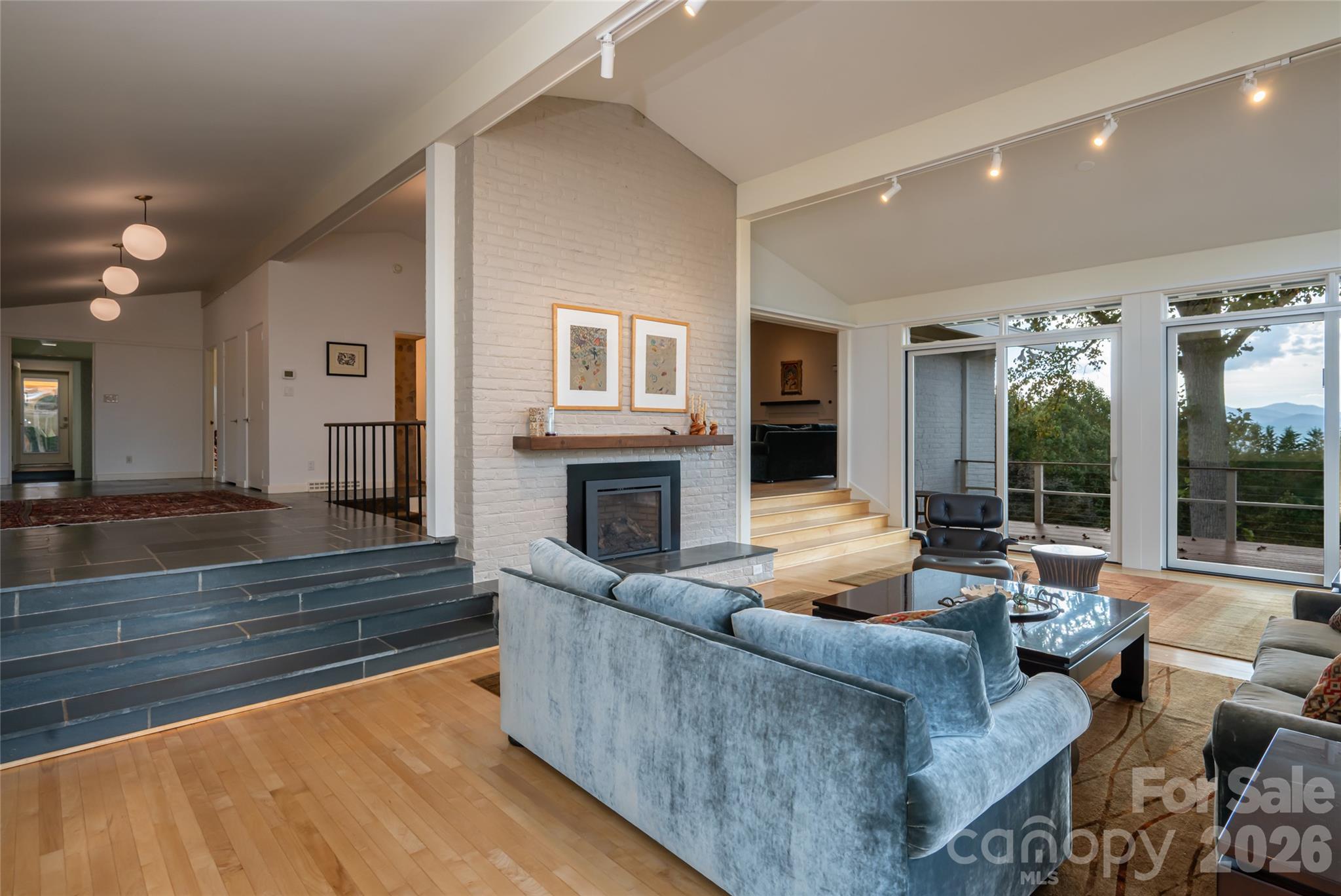 Slate and hardwood floors - 92 Horizon Hill Road, Asheville