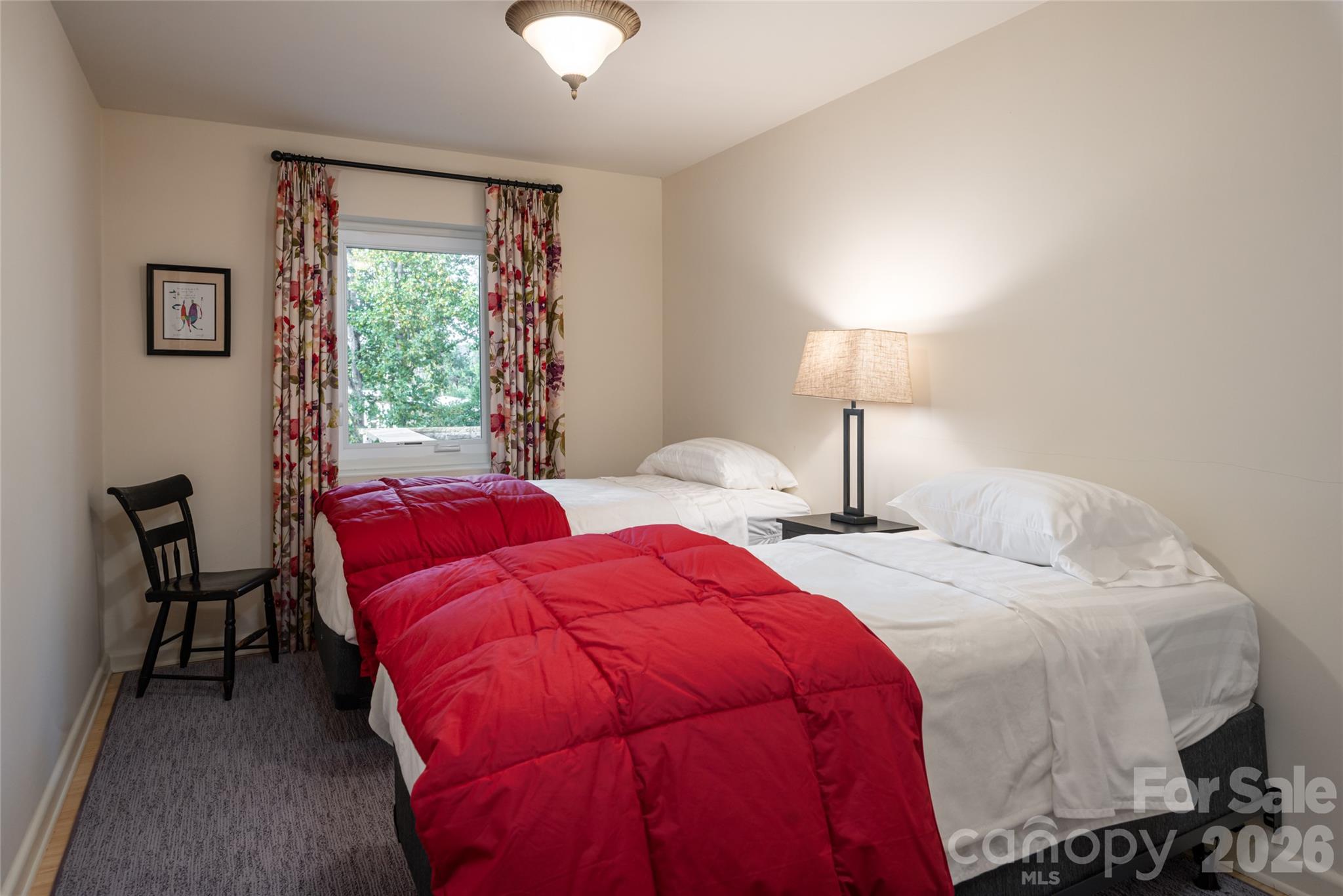 Ensuite guest room three - 92 Horizon Hill Road, Asheville