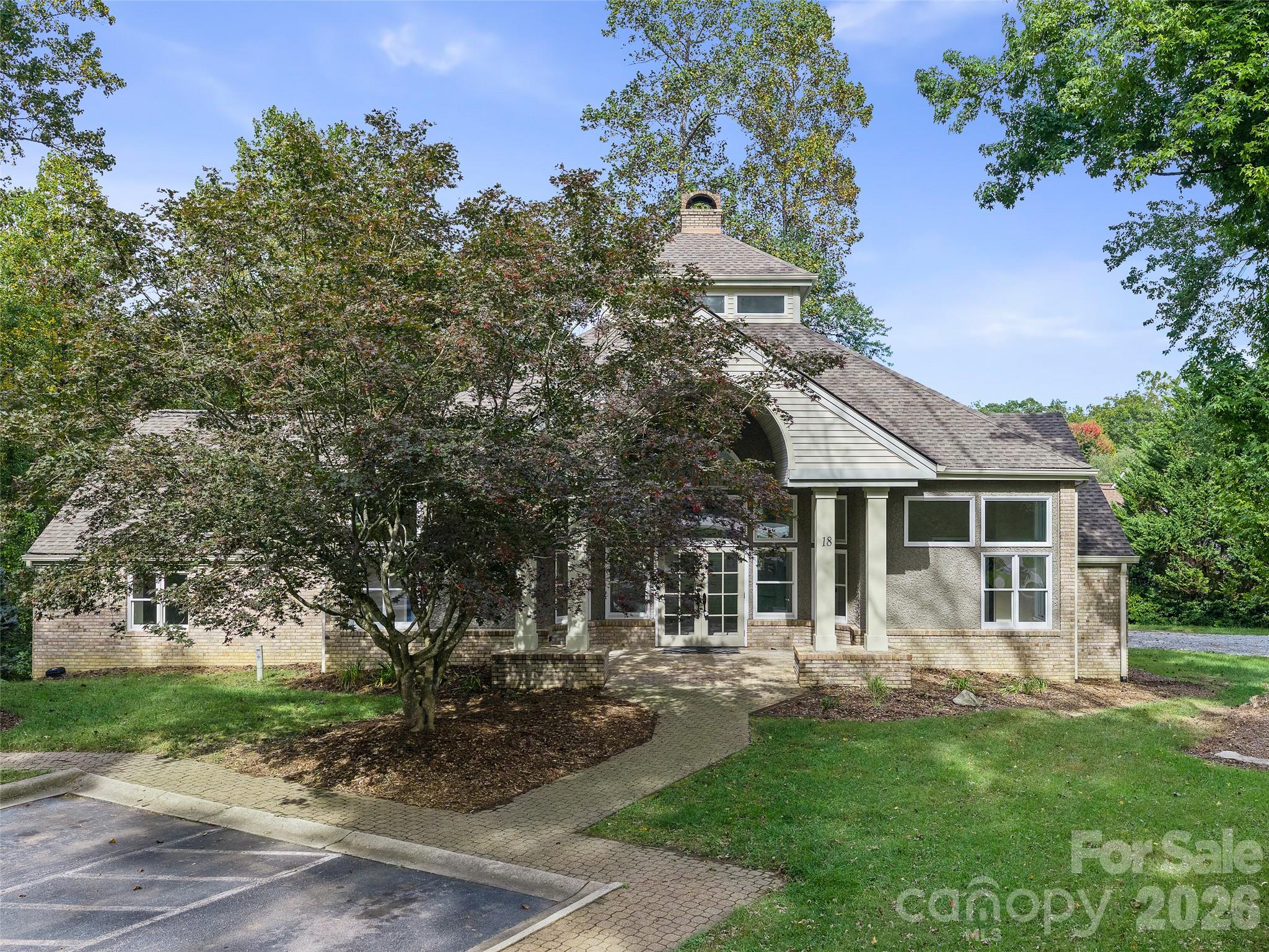 18 Carriage Park Way