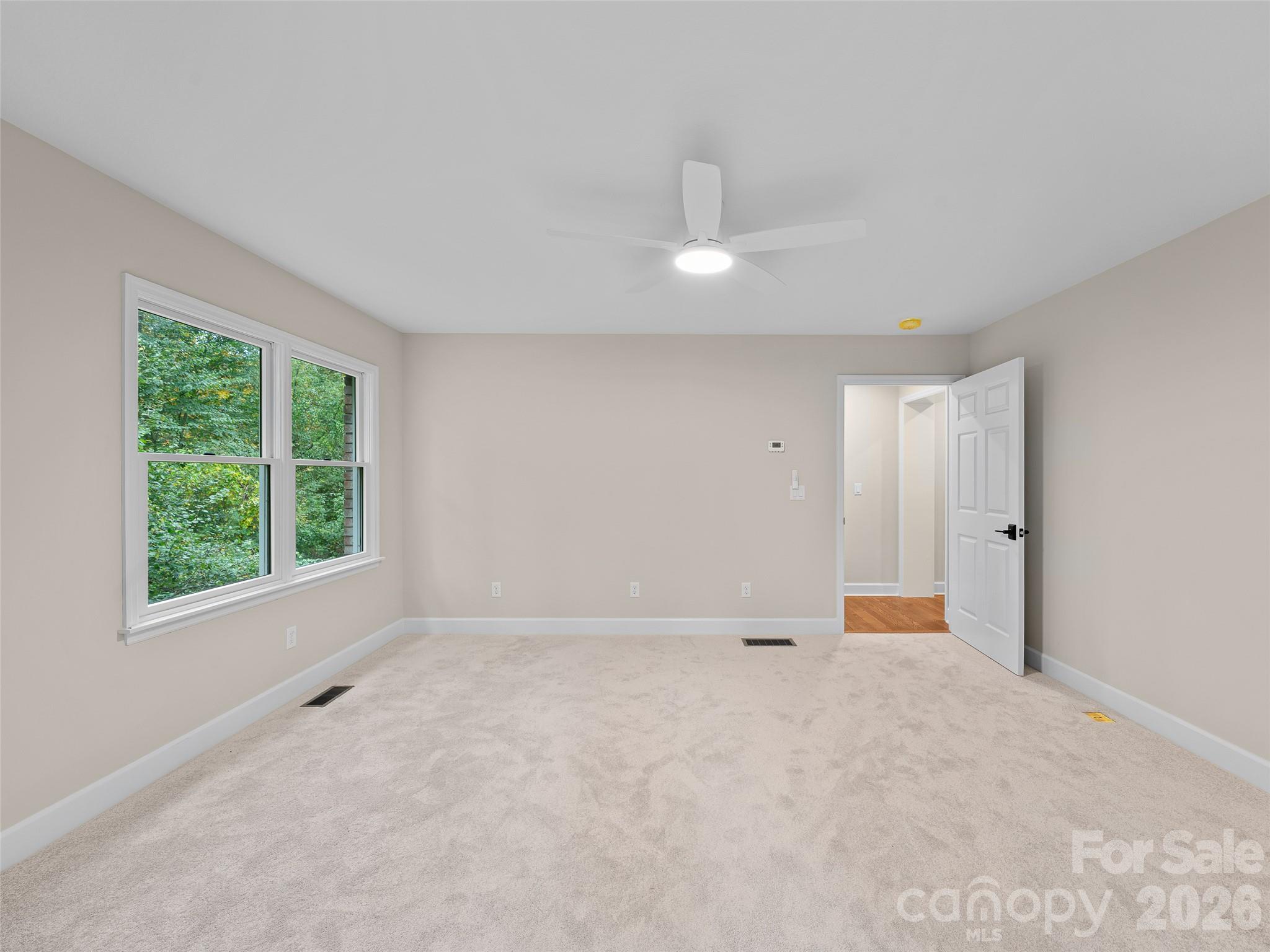 Single Family Residence at 18 Carriage Park Way, Hendersonville, photo 22 of 49