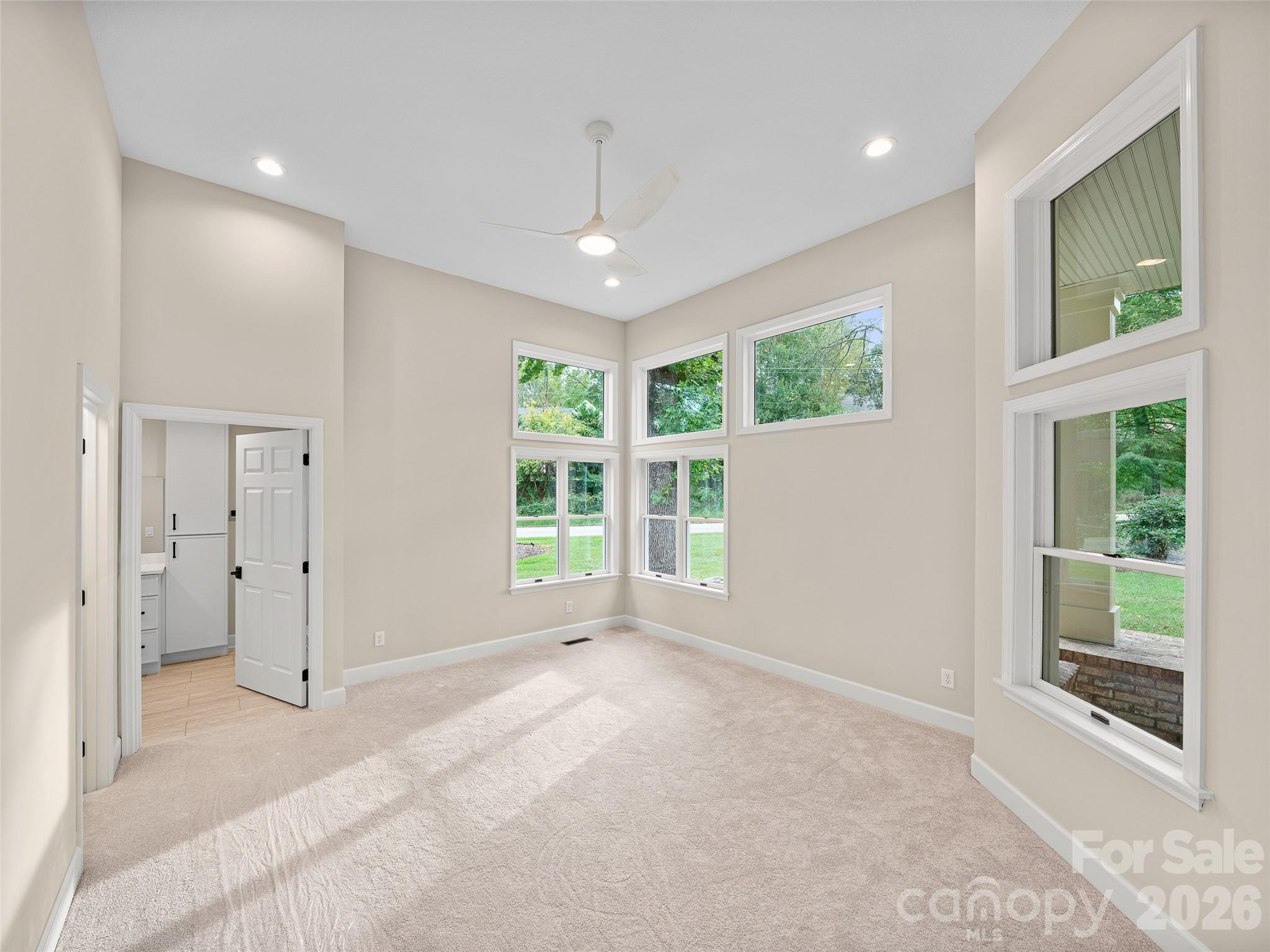 Single Family Residence at 18 Carriage Park Way, Hendersonville, photo 13 of 49