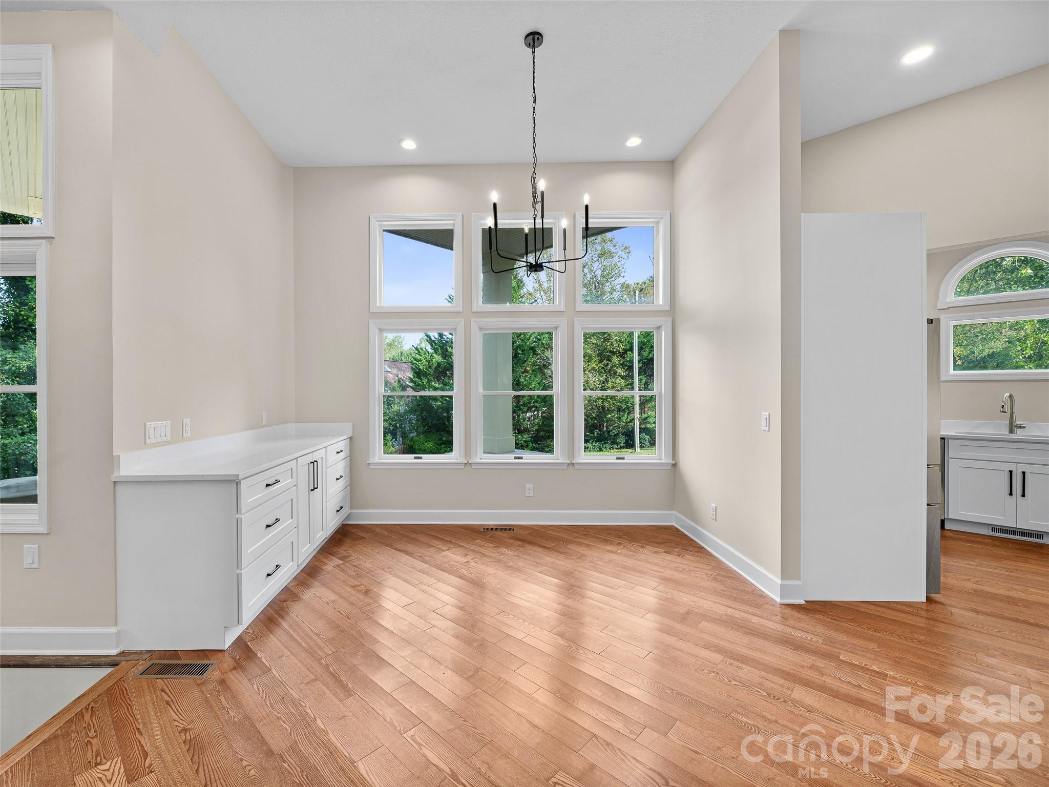 Single Family Residence at 18 Carriage Park Way, Hendersonville, photo 12 of 49